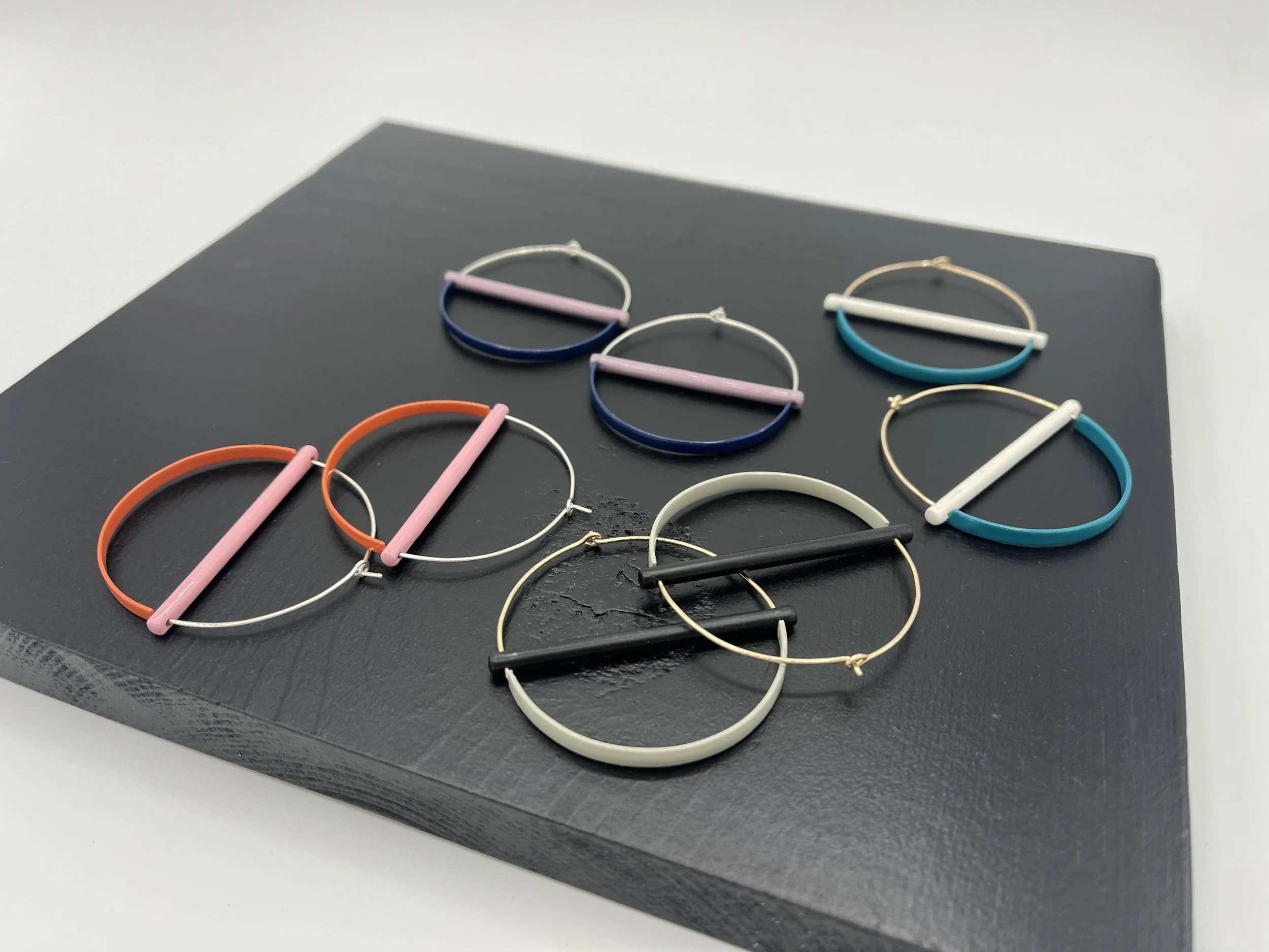 Asymmetric Double Hoop