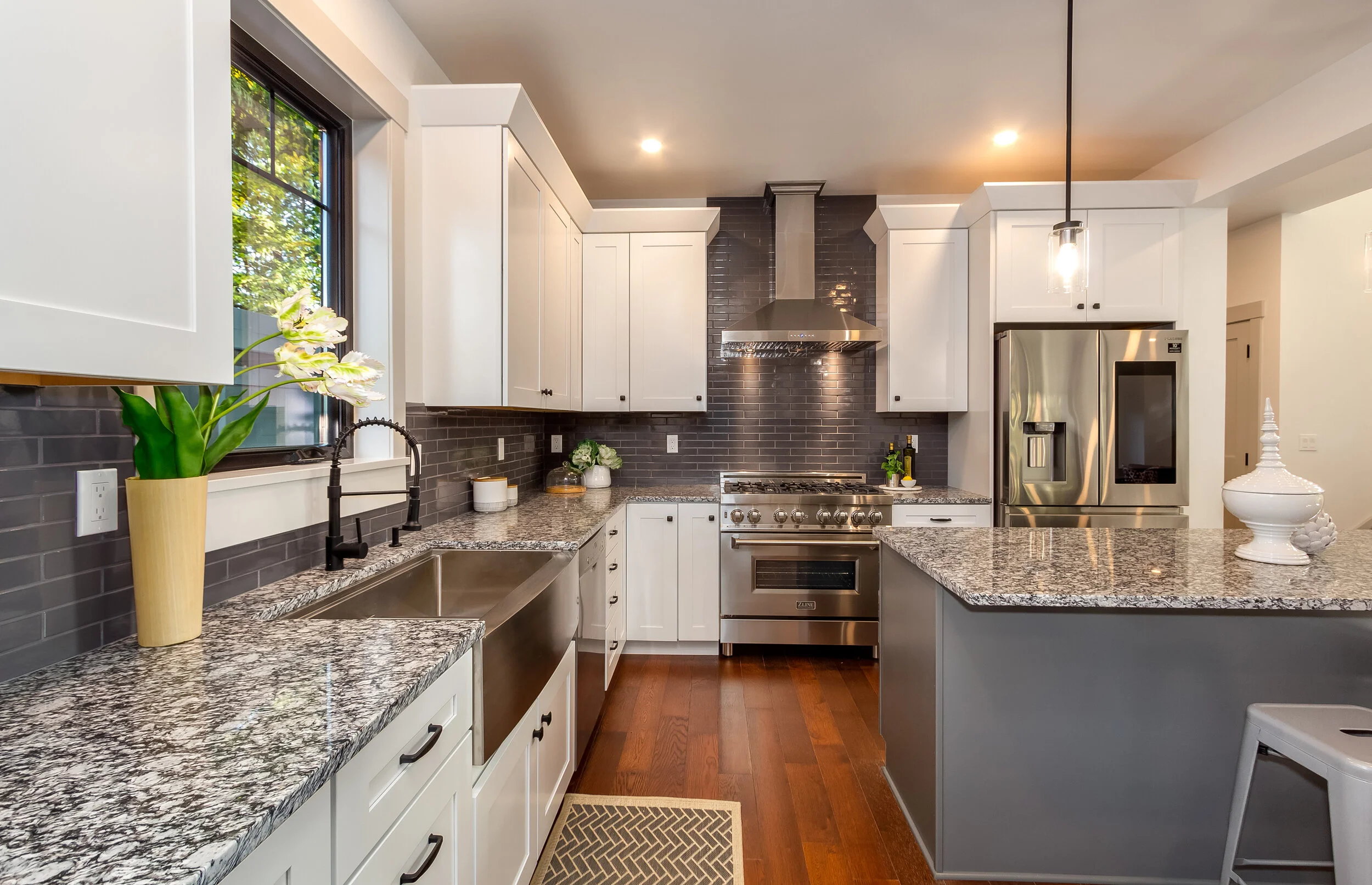 Melbek Homes Bainbridge Island (37).jpg
