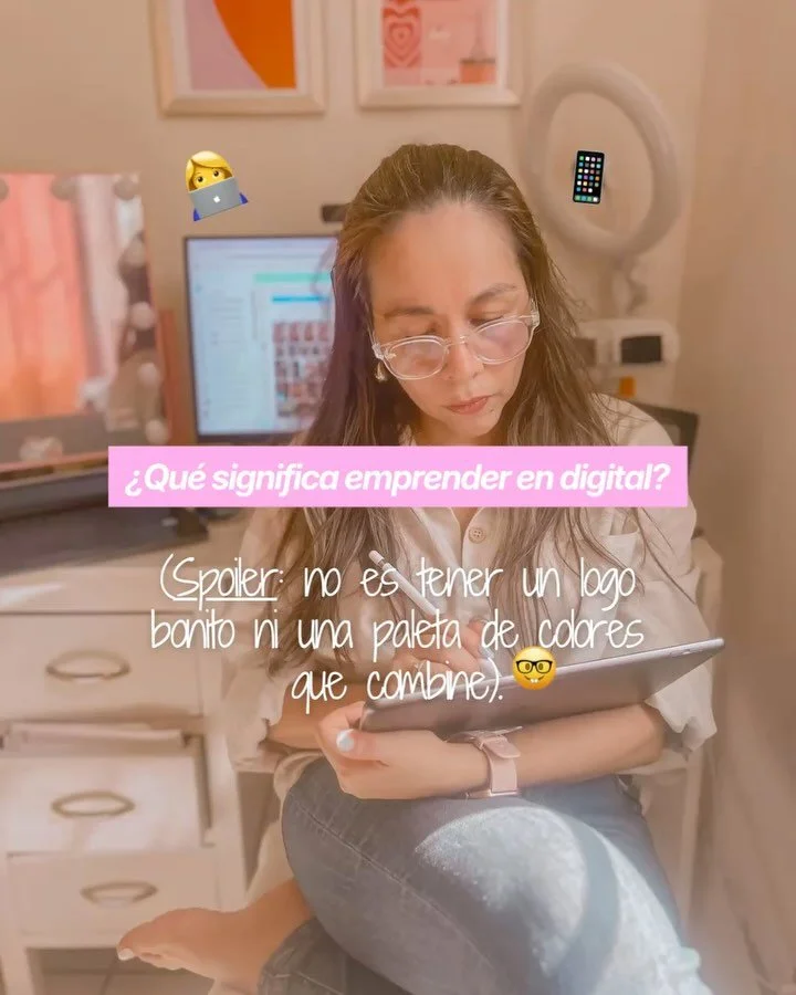 A veces emprender en digital se siente como hablar sola.

Como si tu esfuerzo se perdiera entre likes que no llegan y mensajes que nadie responde.

Sent&iacute;s que das todo&hellip;
pero nadie lo nota.
Y te empez&aacute;s a preguntar si vale la pena