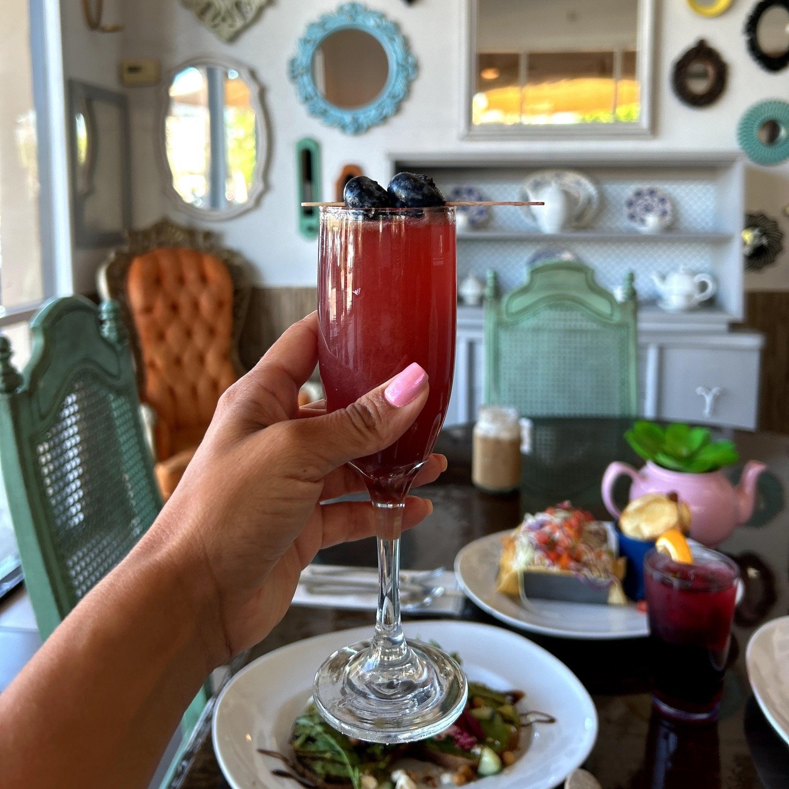Sipping our way through brunch&mdash;because no brunch is complete without the perfect cocktail! 🍹✨ #BrunchAndBubbles #SipSipHooray #WeekendVibes
&hellip;
#cupscafe #breakfast #lunch #brunch #coffee #palmdesert #dinegps #visitpalmdesert #cocktail