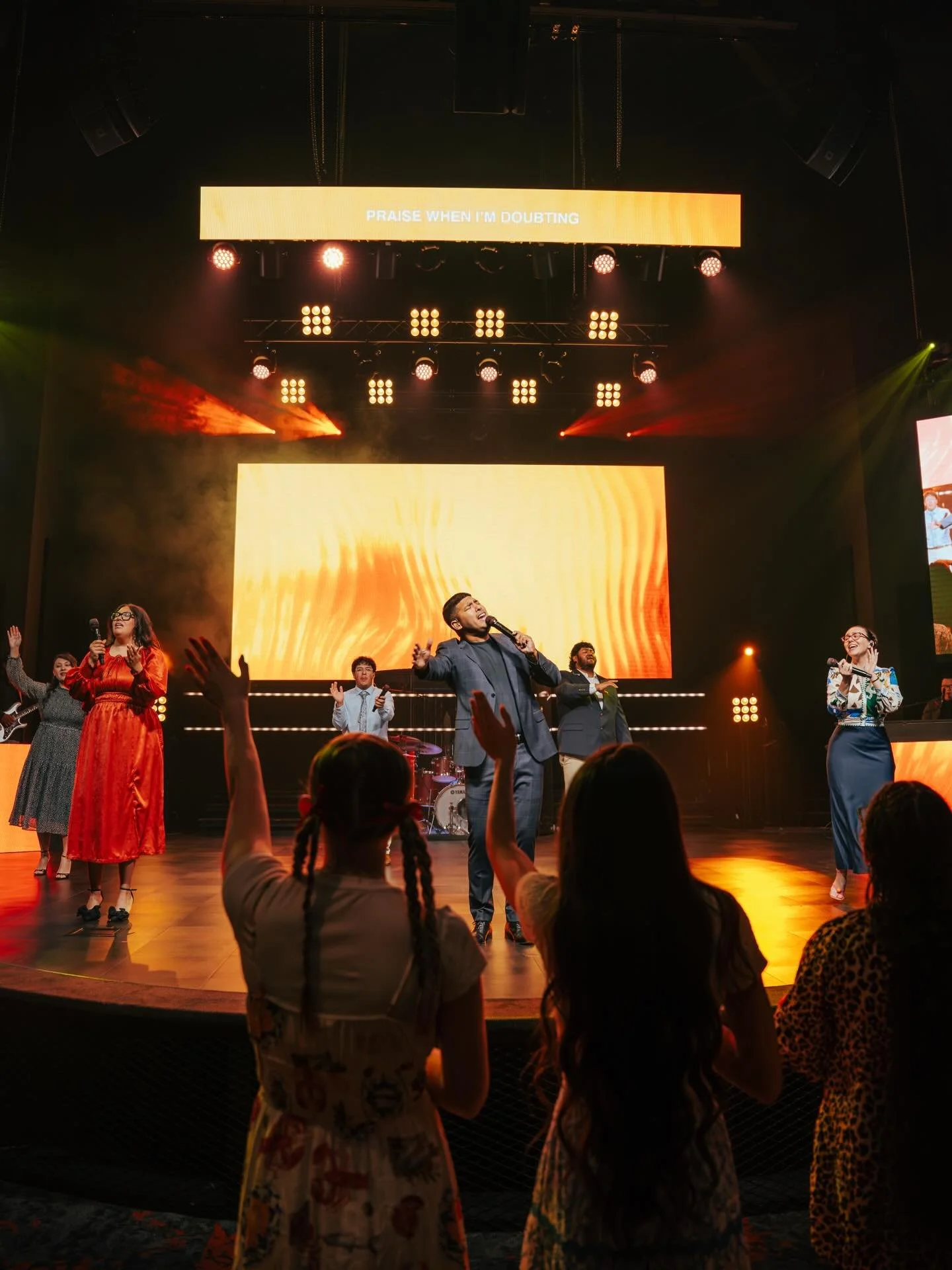 We are STILL in revival ❤️&zwj;🔥
Beautiful Sunday at RW today! It&rsquo;s amazing to see how the glory of the Lord descends over all of us. 

#sundayatrw #rw #rwservice
