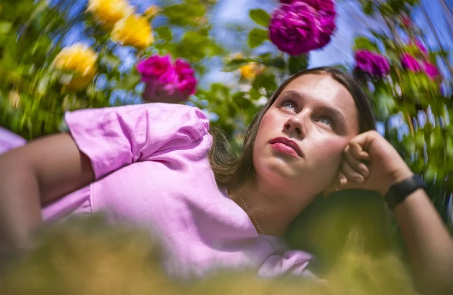 Daydreaming in bloom | Erin Robson