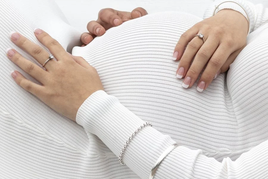 Baby bump | Sharon Kenyon