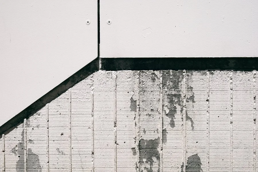 Bored to death | Jonny Moos