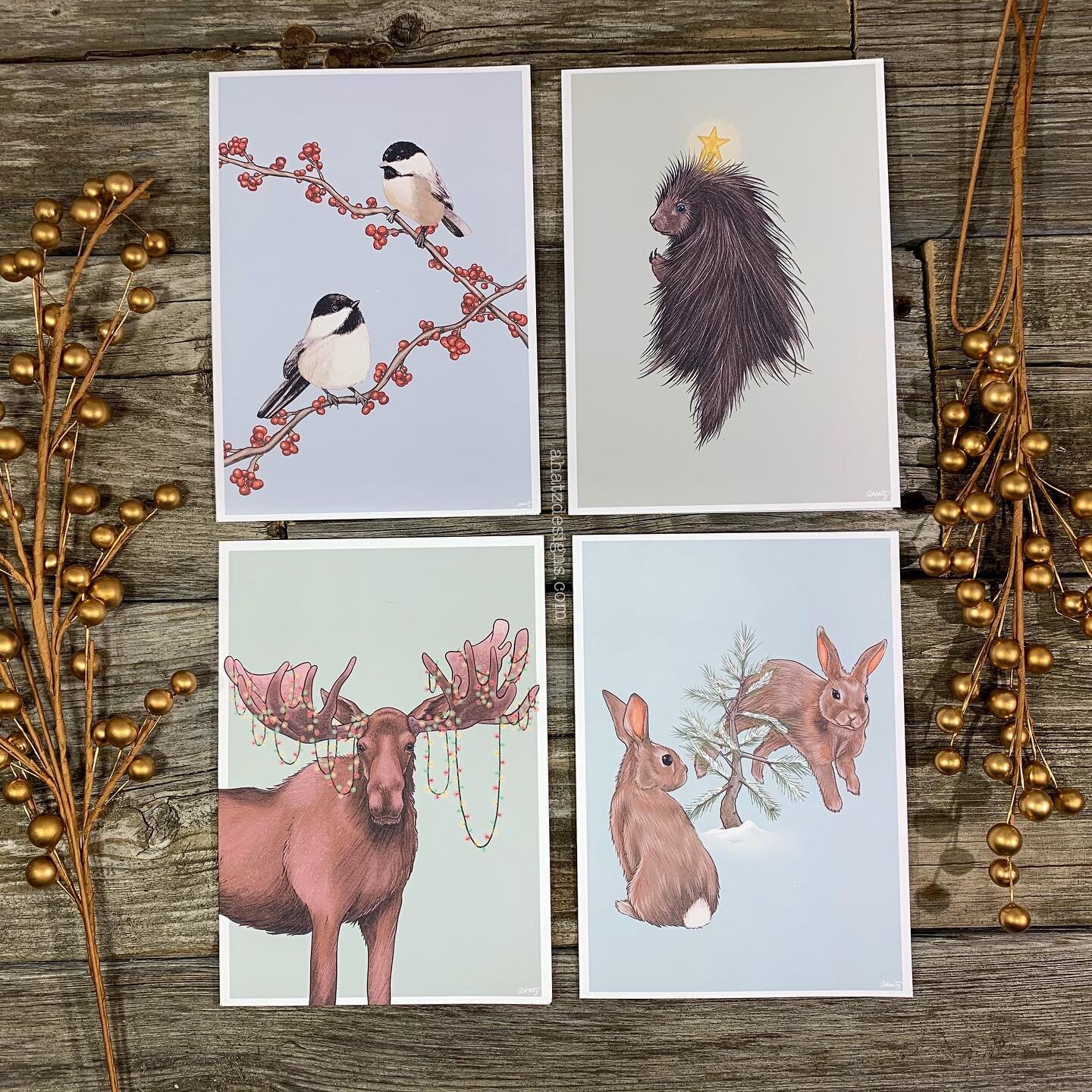 It is finally the most wonderful time of the year! I hope everyone is staying safe in these times, especially as the weather gets colder. ❄️
I am selling Christmas cards again this year, as well as gift tags! I would really appreciate it if you took 