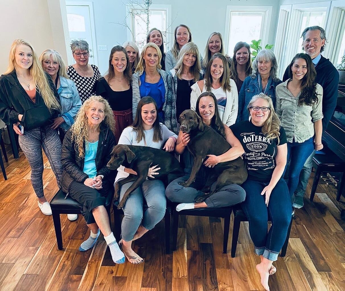 #doterrapursue2020 last day spent with loads of like minded peeps! So great! Live, love and change the world one drop at a time. 
#doterraessentialoils 
#doterra 
#family 
#oilsforlife