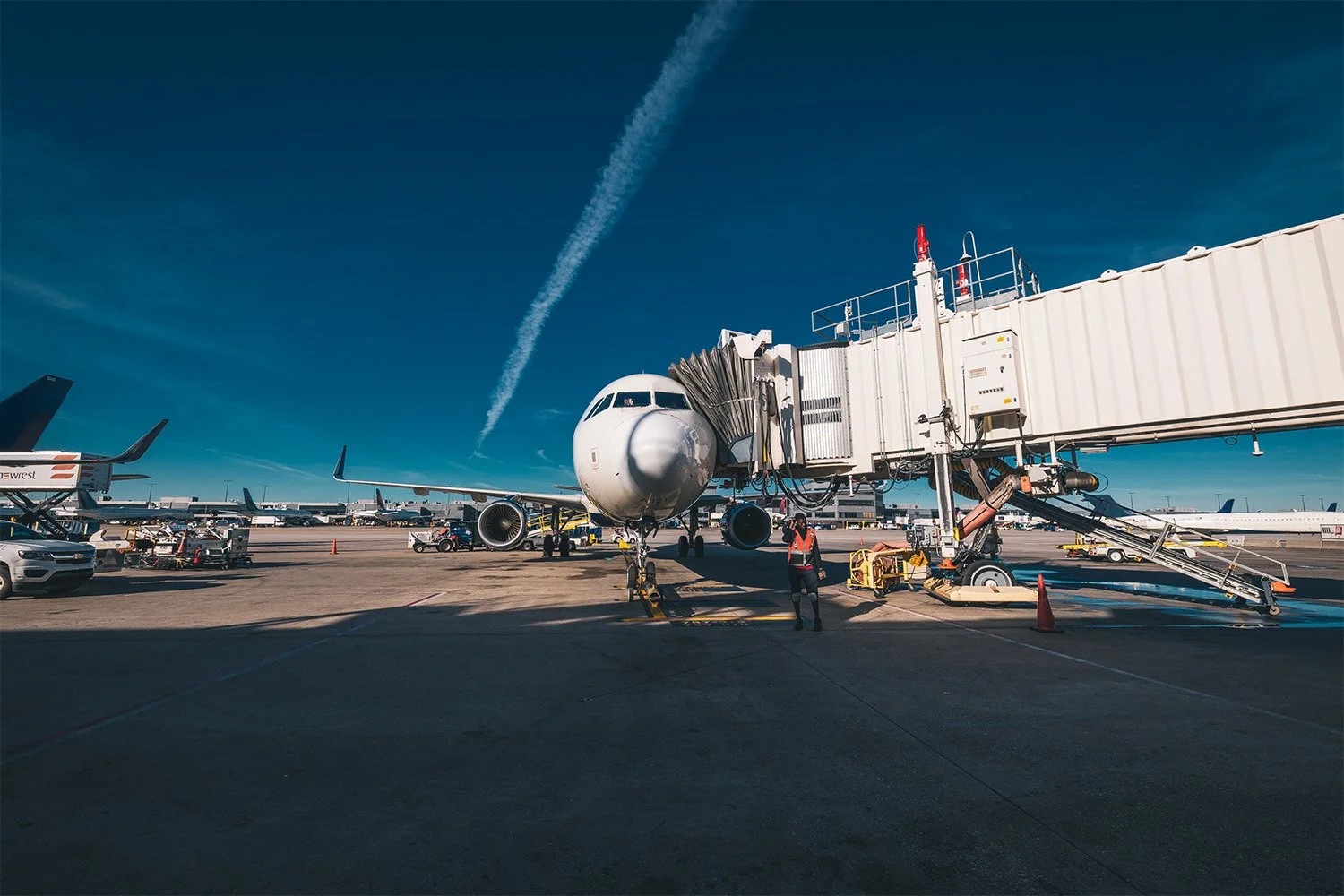 CLX autonomous passenger boarding bridge at airport gate
