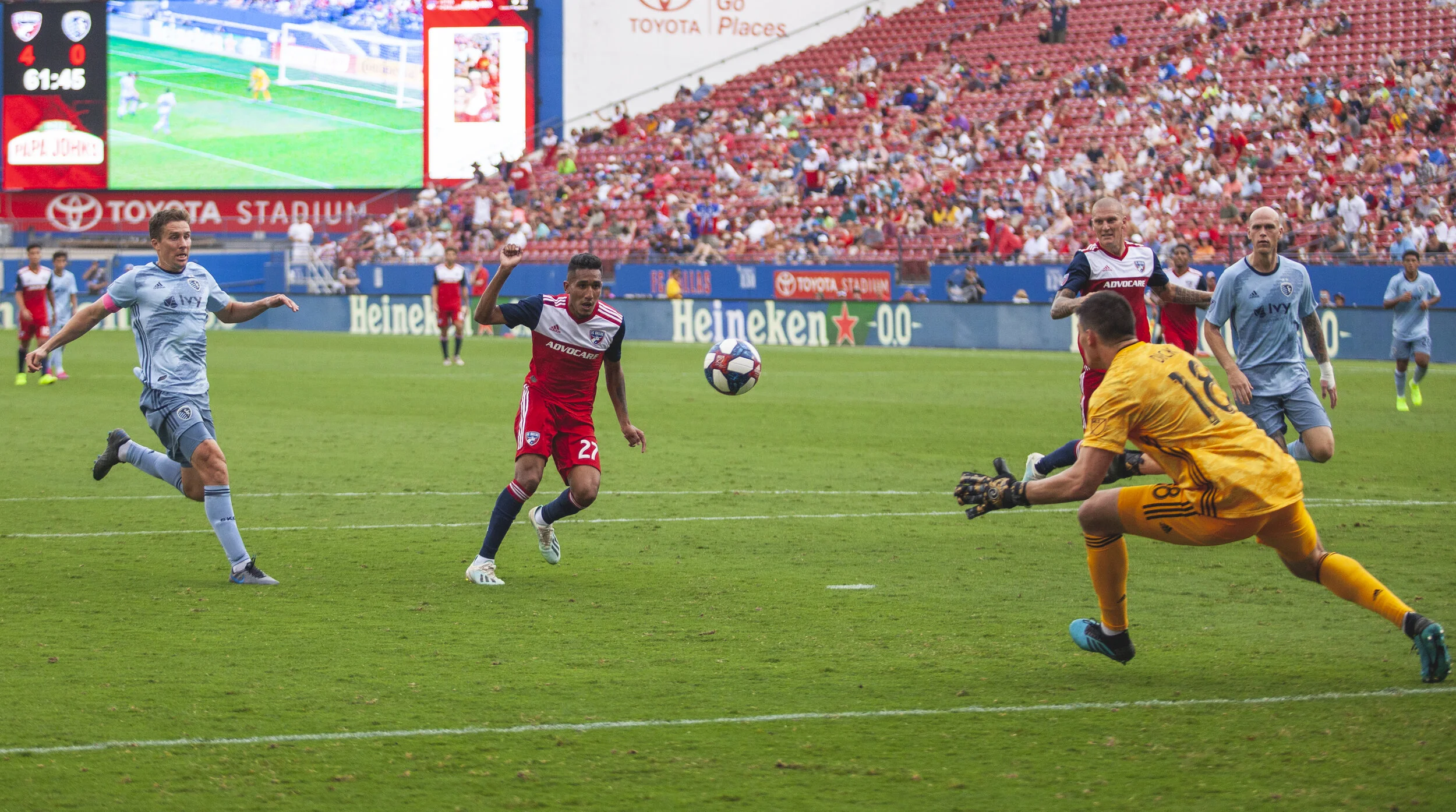 soccer 03780.jpg