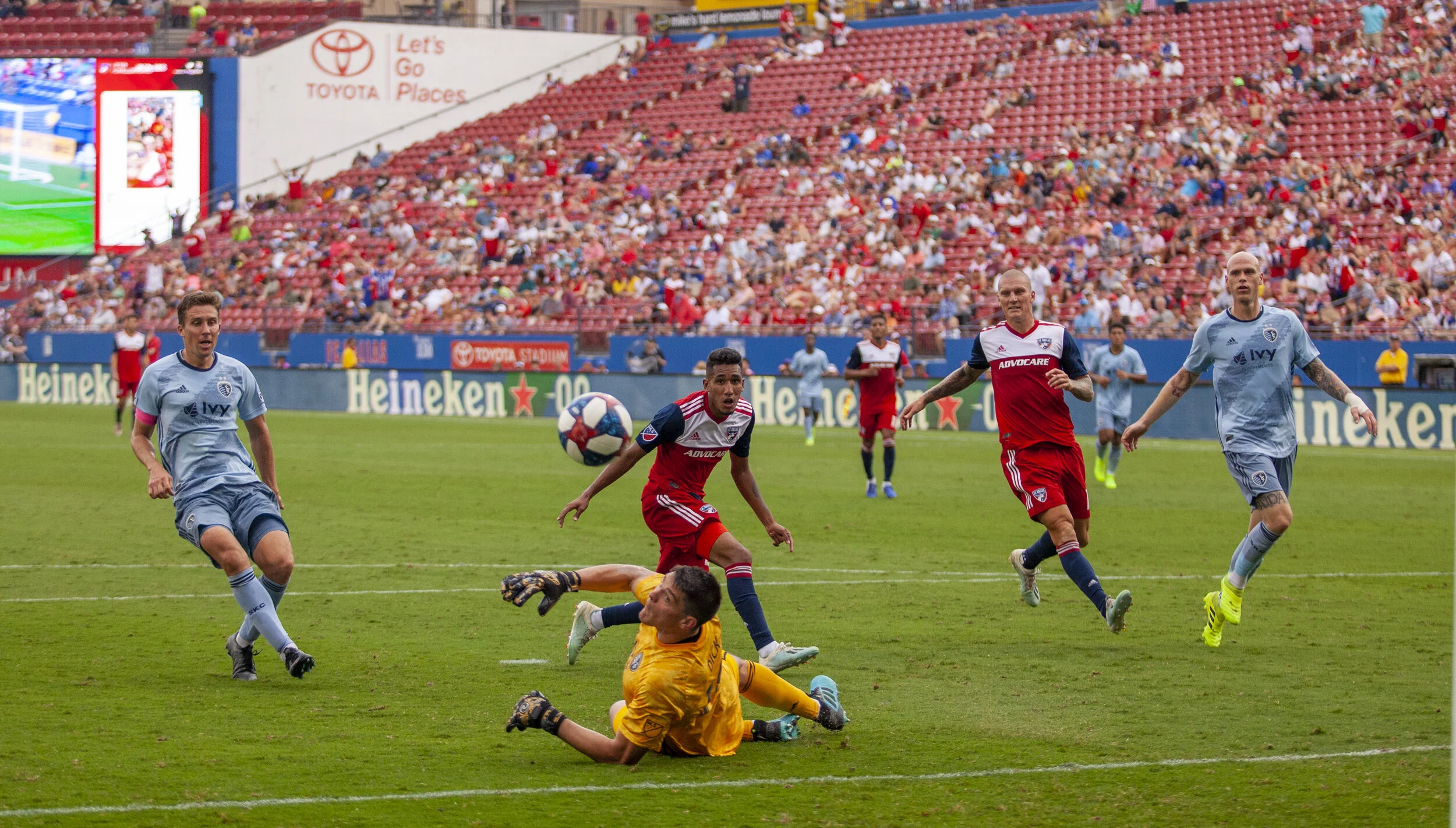 soccer 03781.jpg