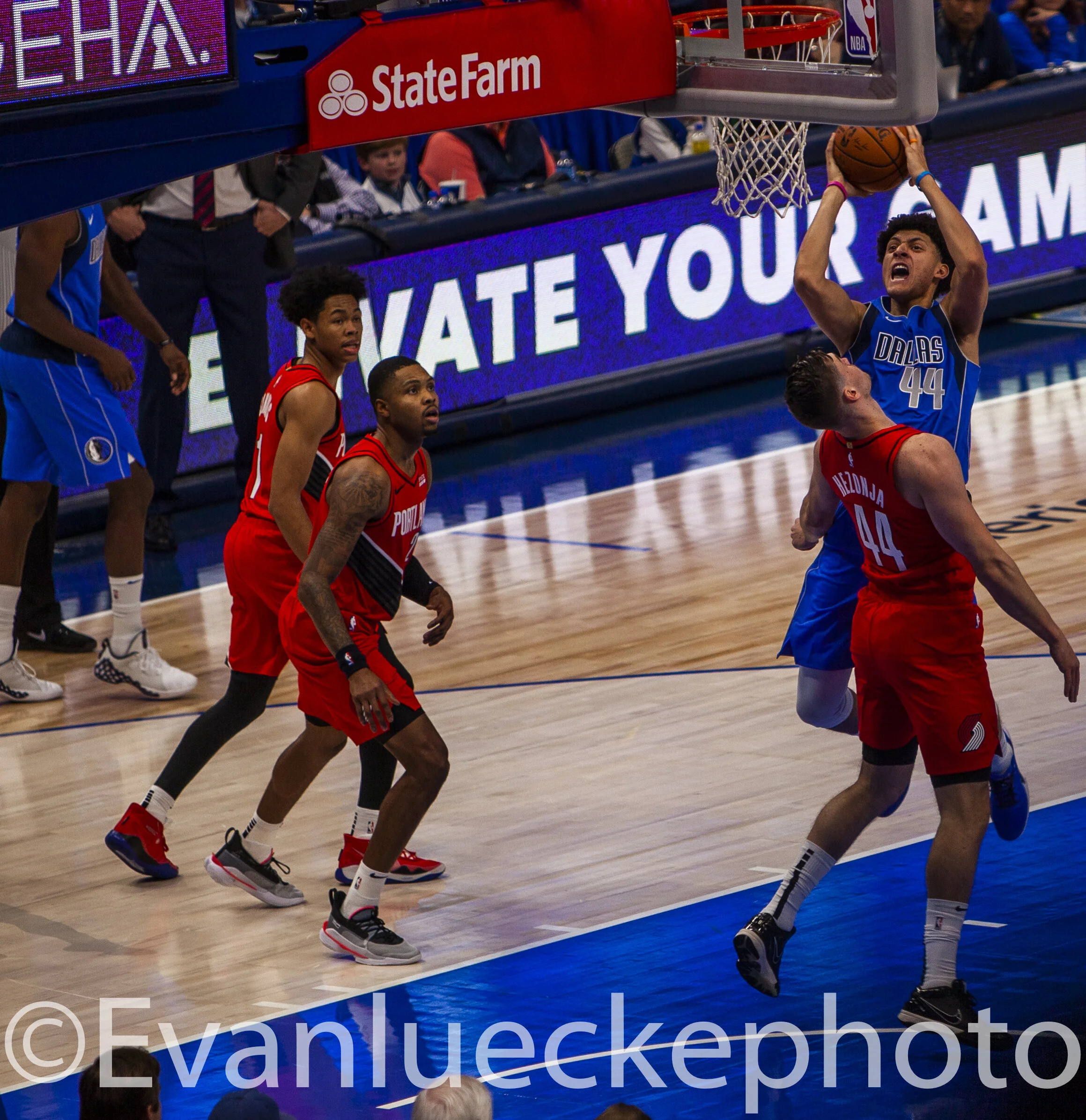 basketball 40918.jpg