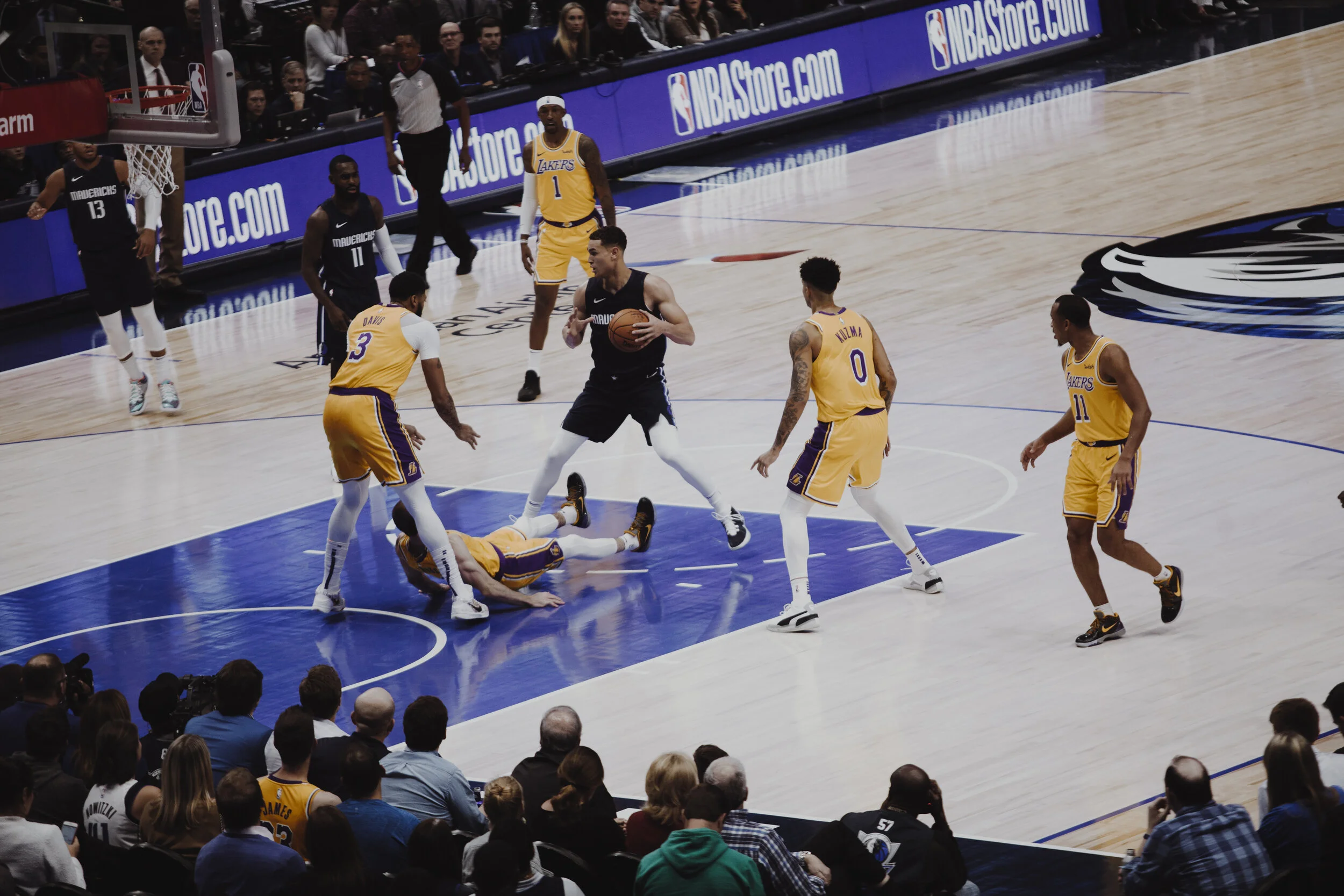 basketball 47215.jpg