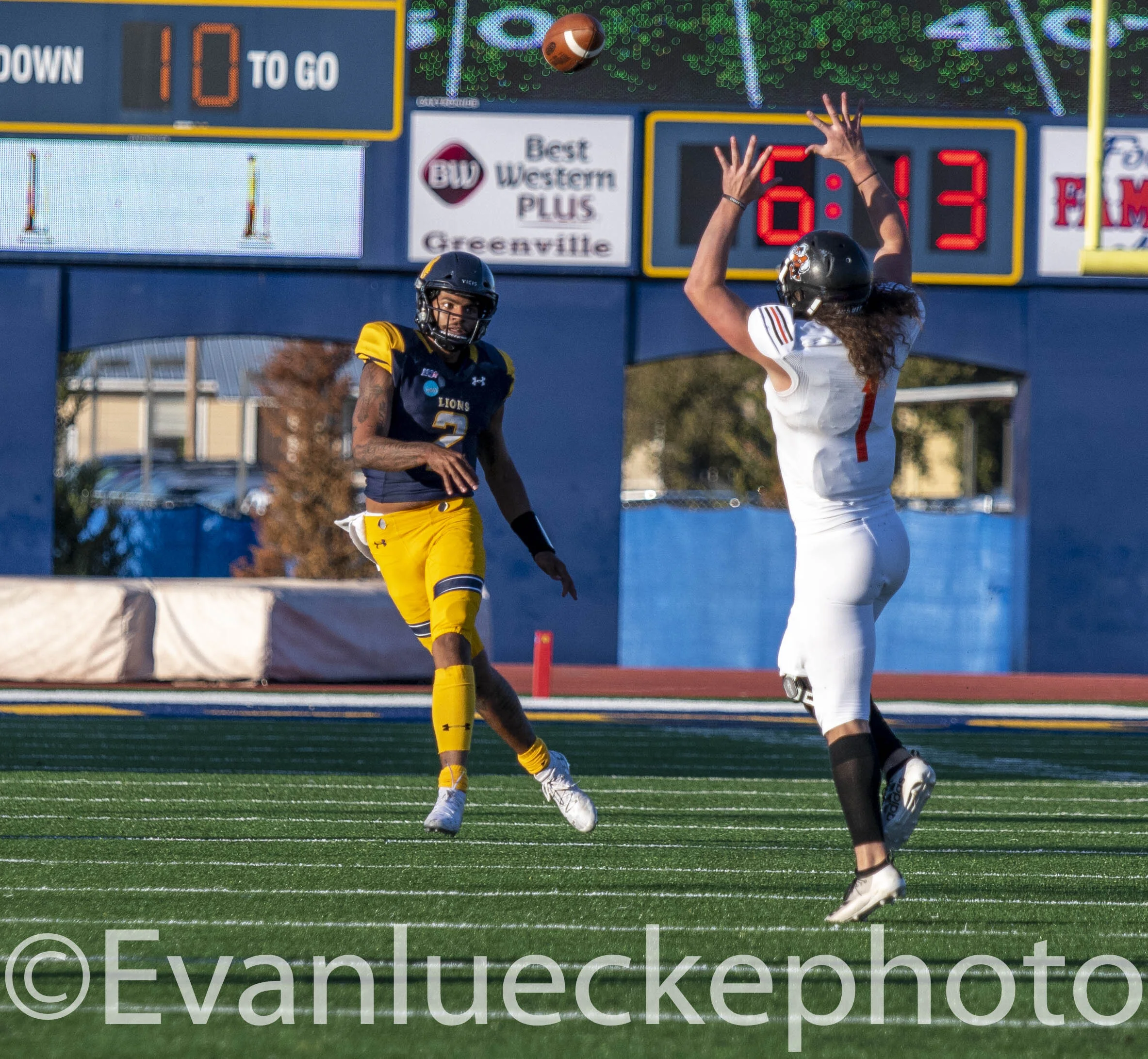 football 60582.jpg