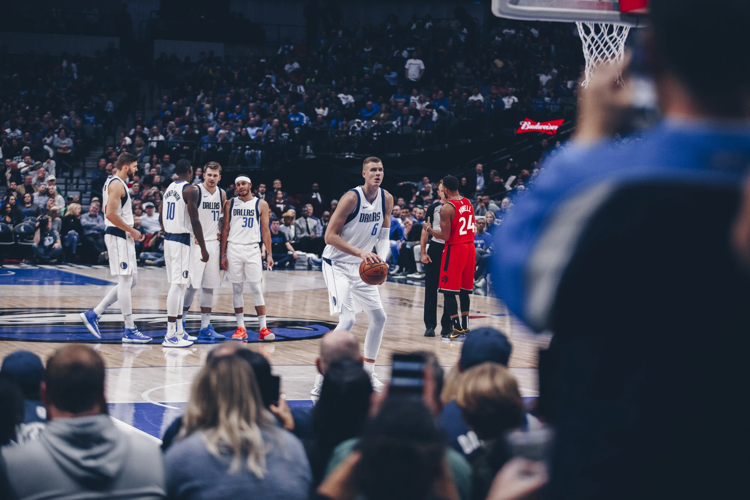 Mavs 77242.jpg