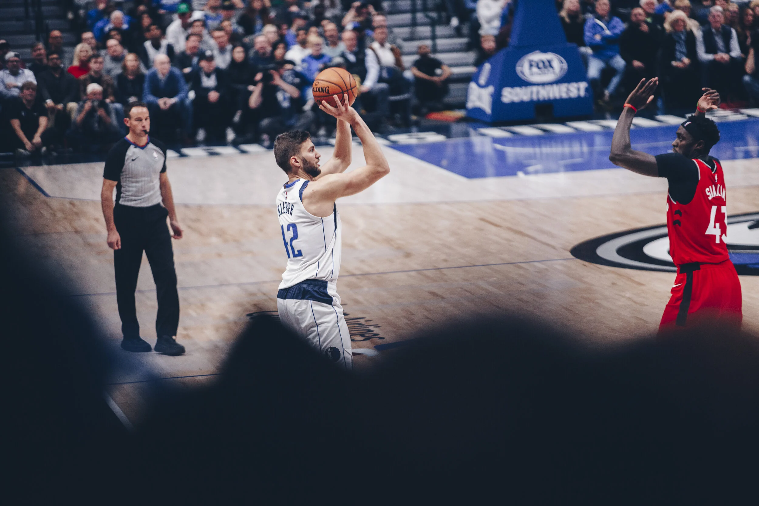 Mavs 77170.jpg