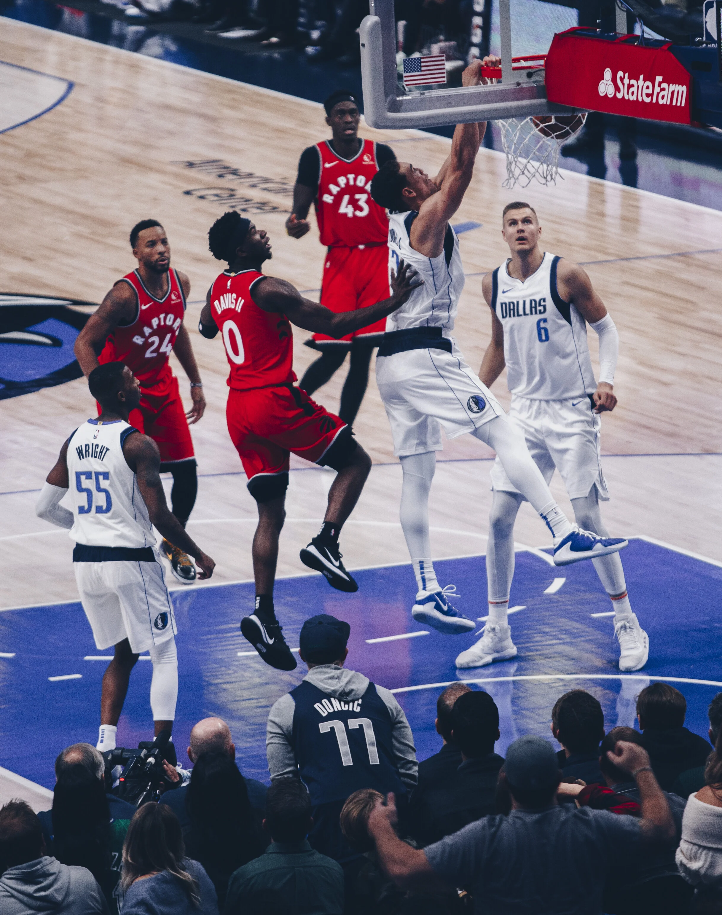 Mavs 77128.jpg