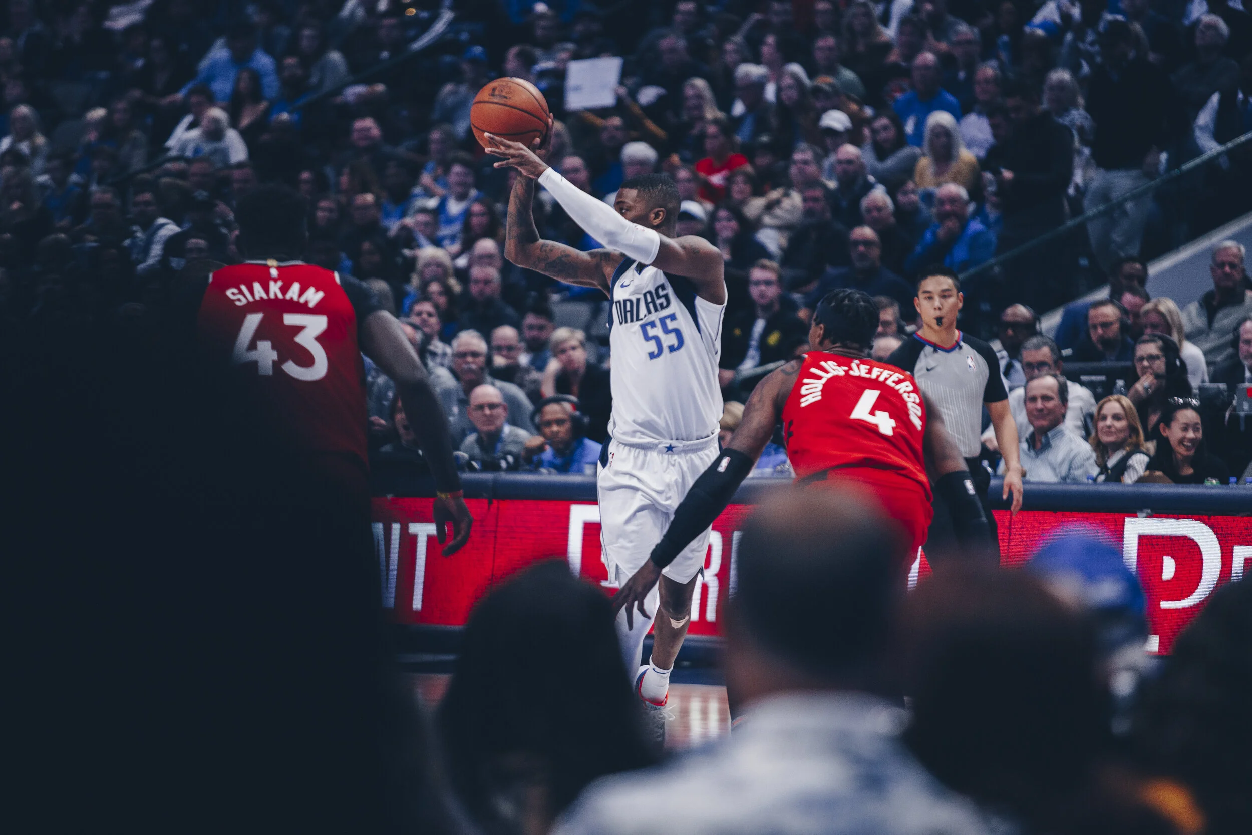 Mavs 77089.jpg
