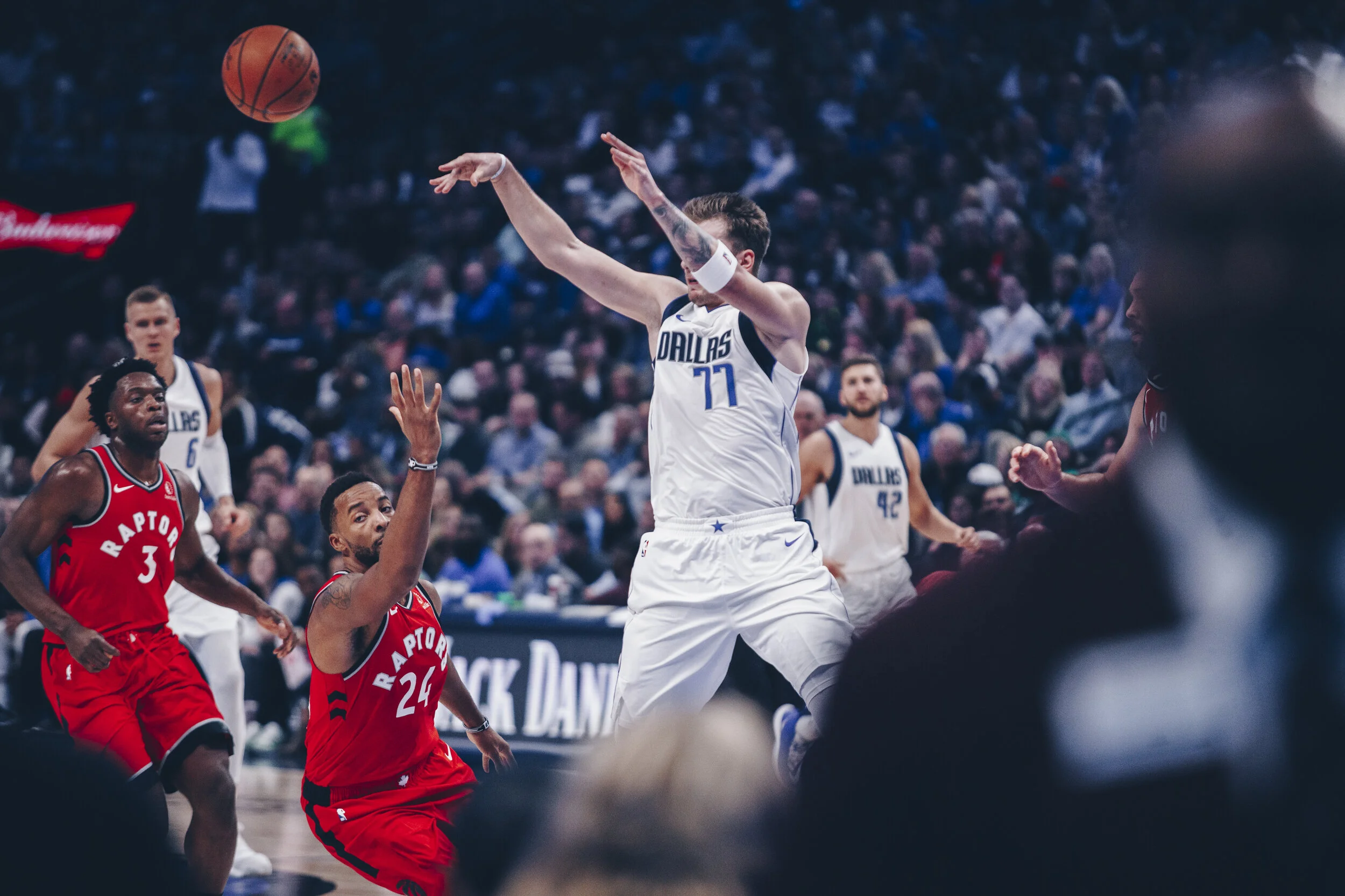 Mavs 76977.jpg