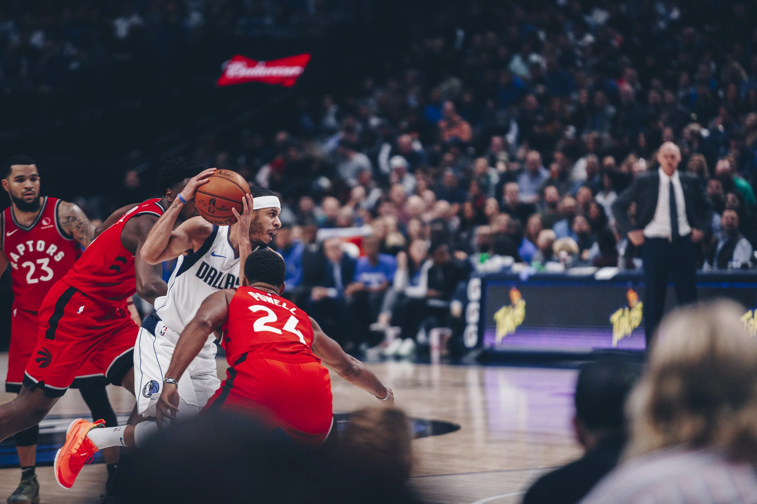 Mavs 76970.jpg