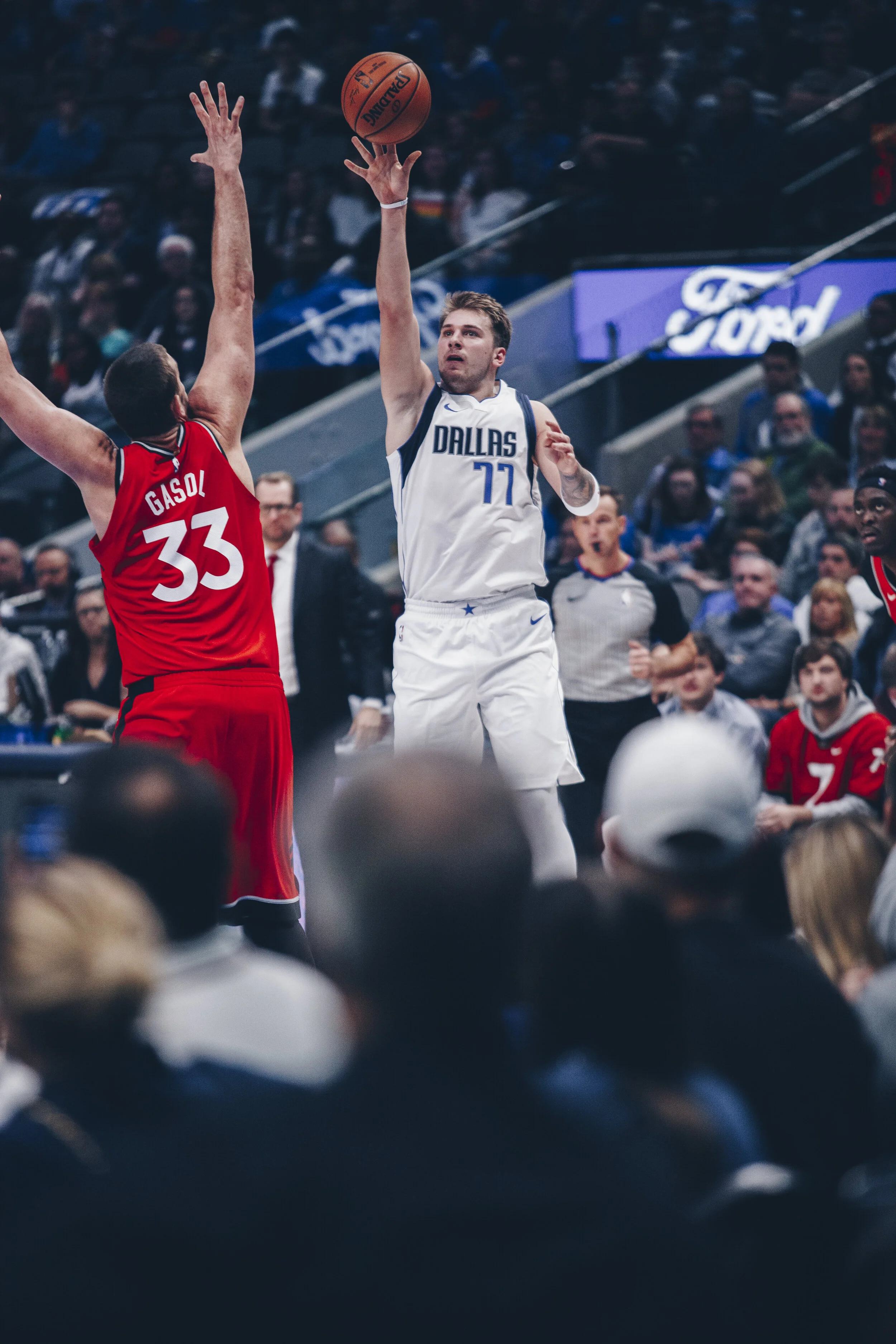 Mavs 76960.jpg