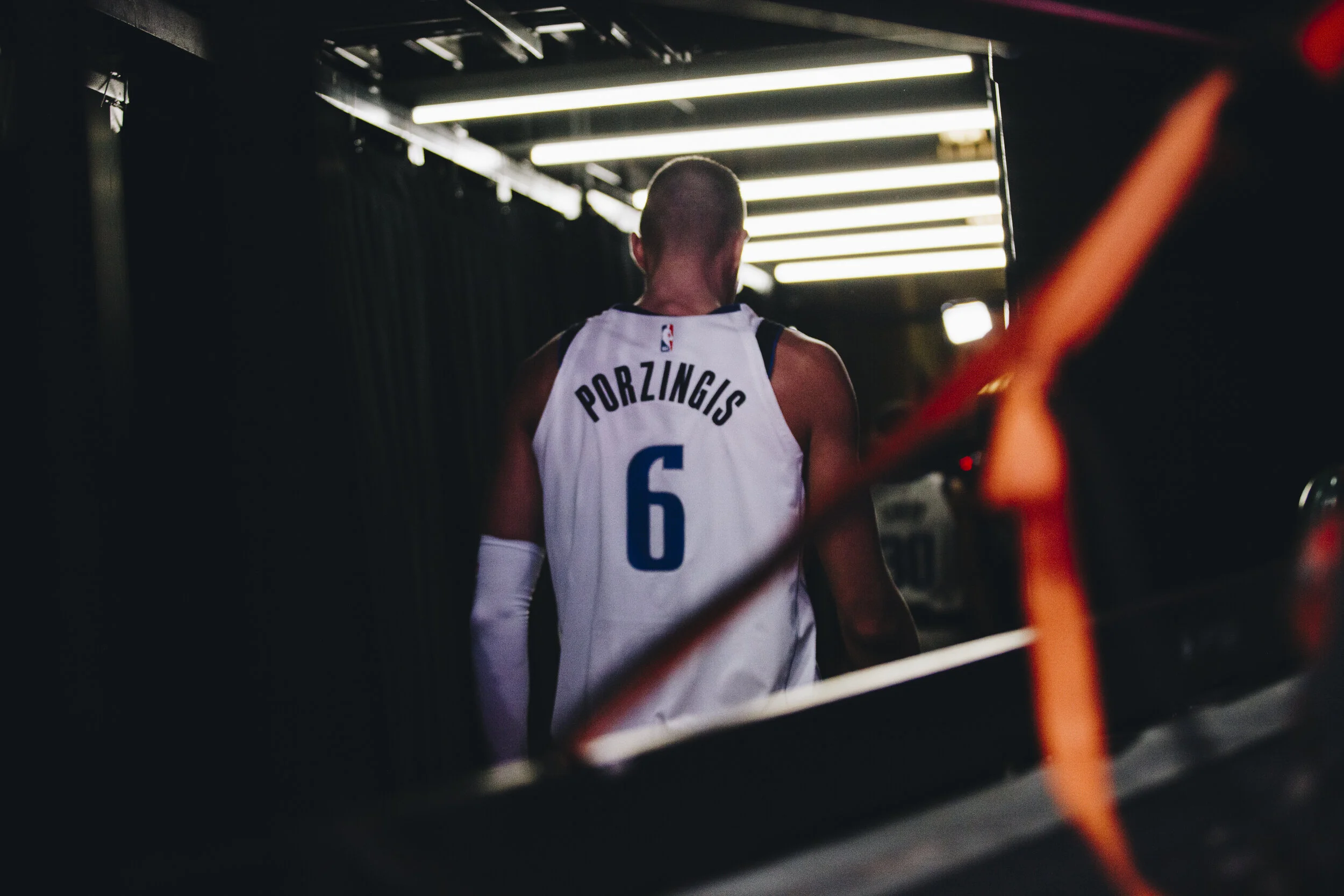 Mavs 76874.jpg