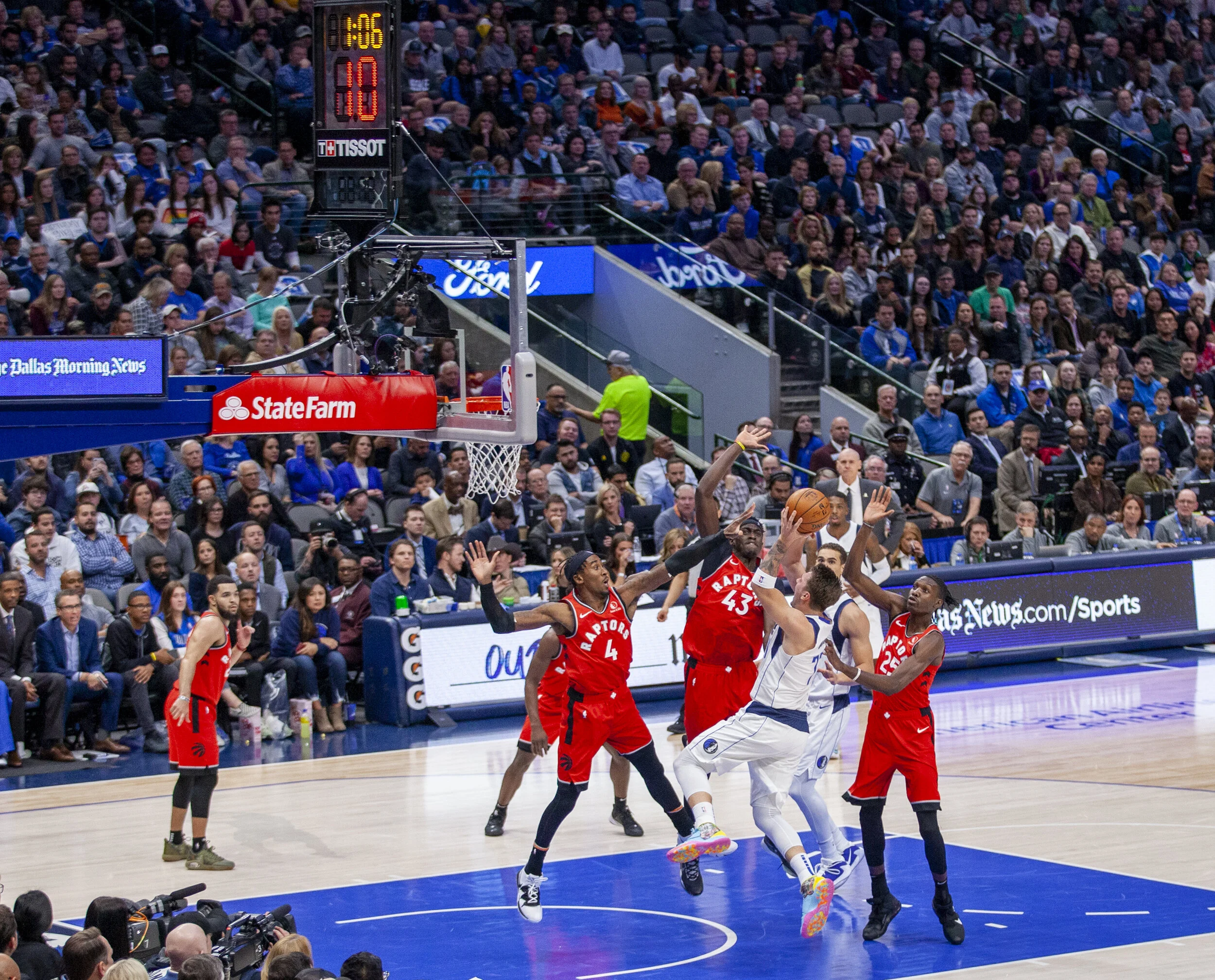 Mavs 76573.jpg
