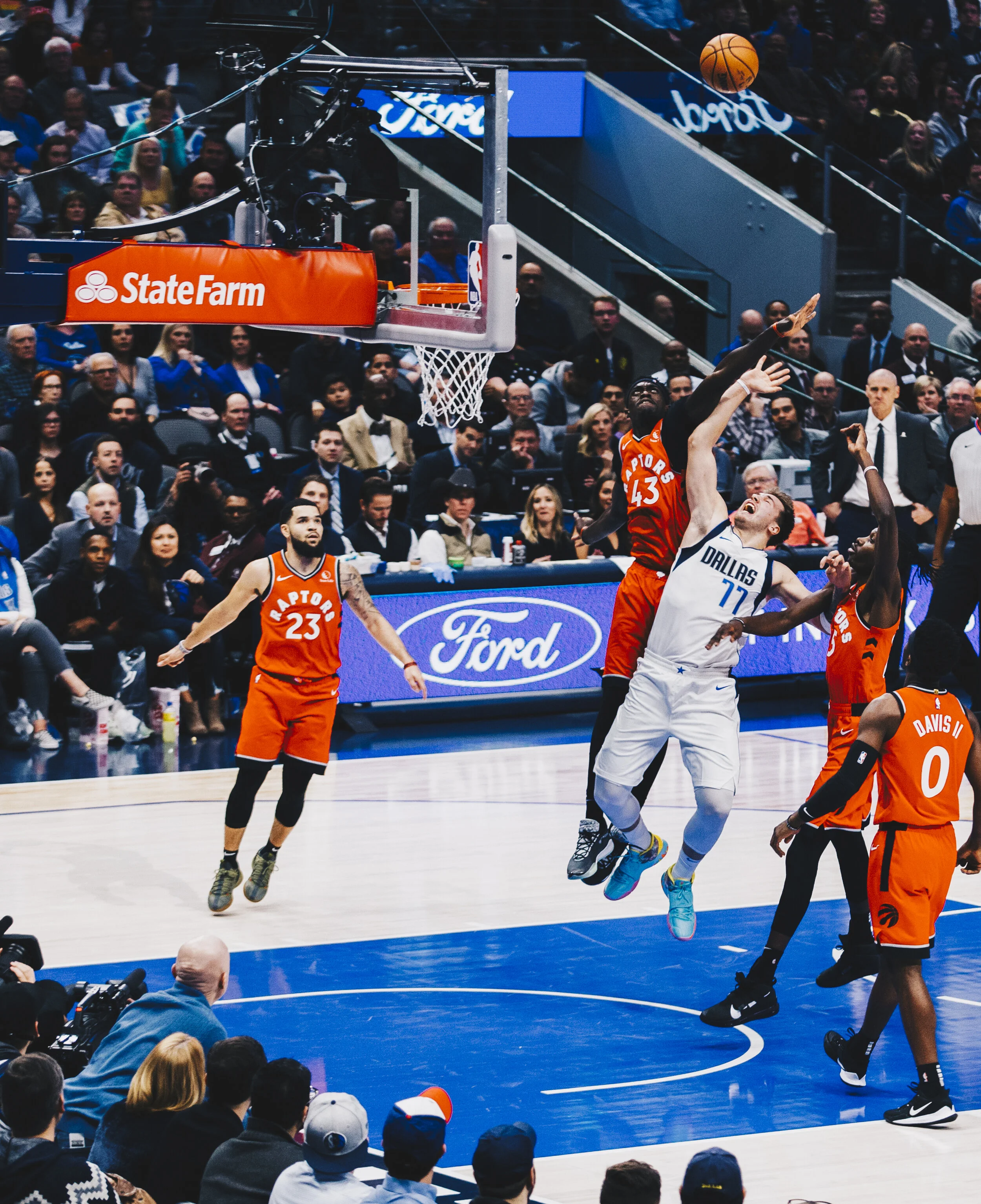 Mavs 76538.jpg
