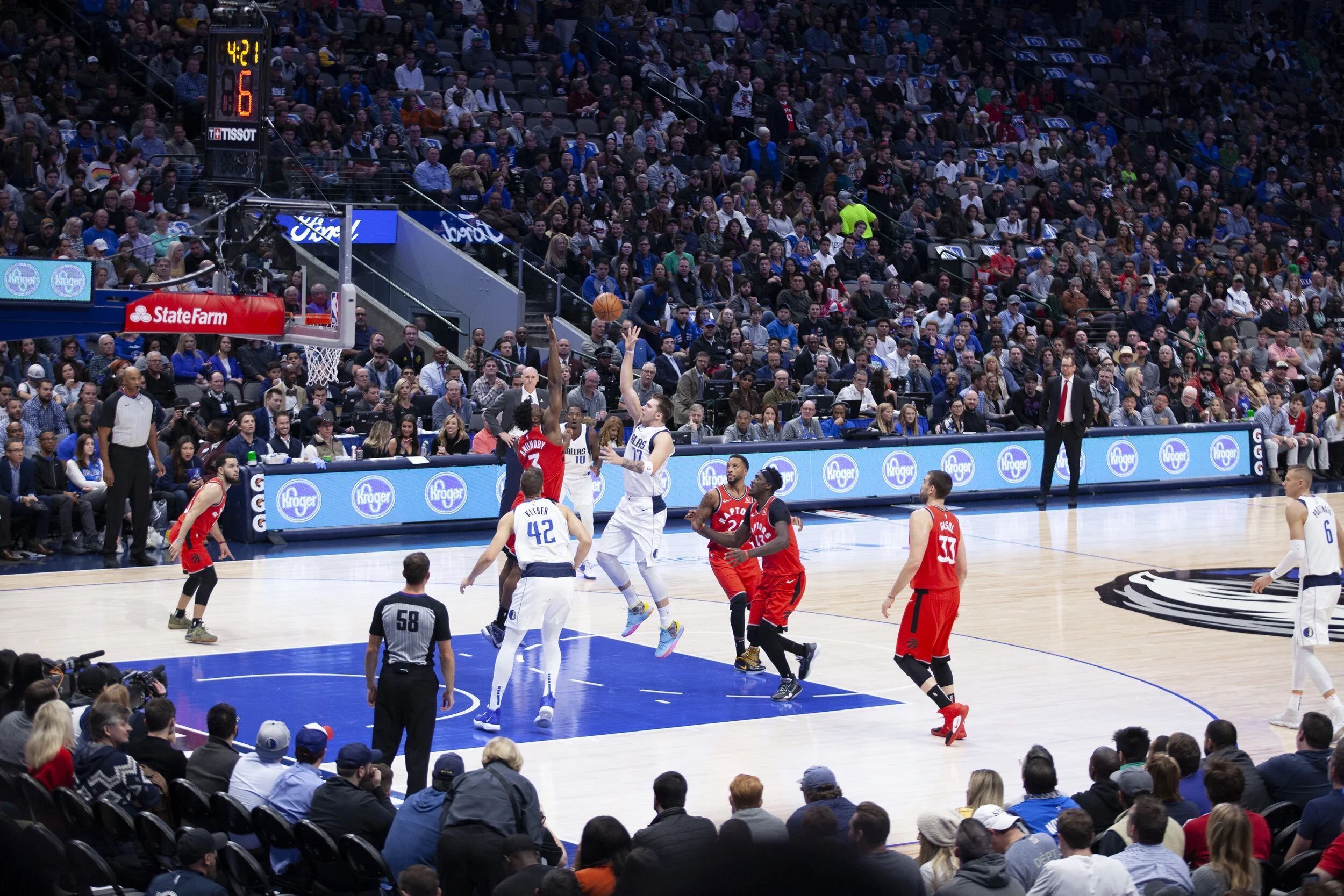 Mavs 76453.jpg