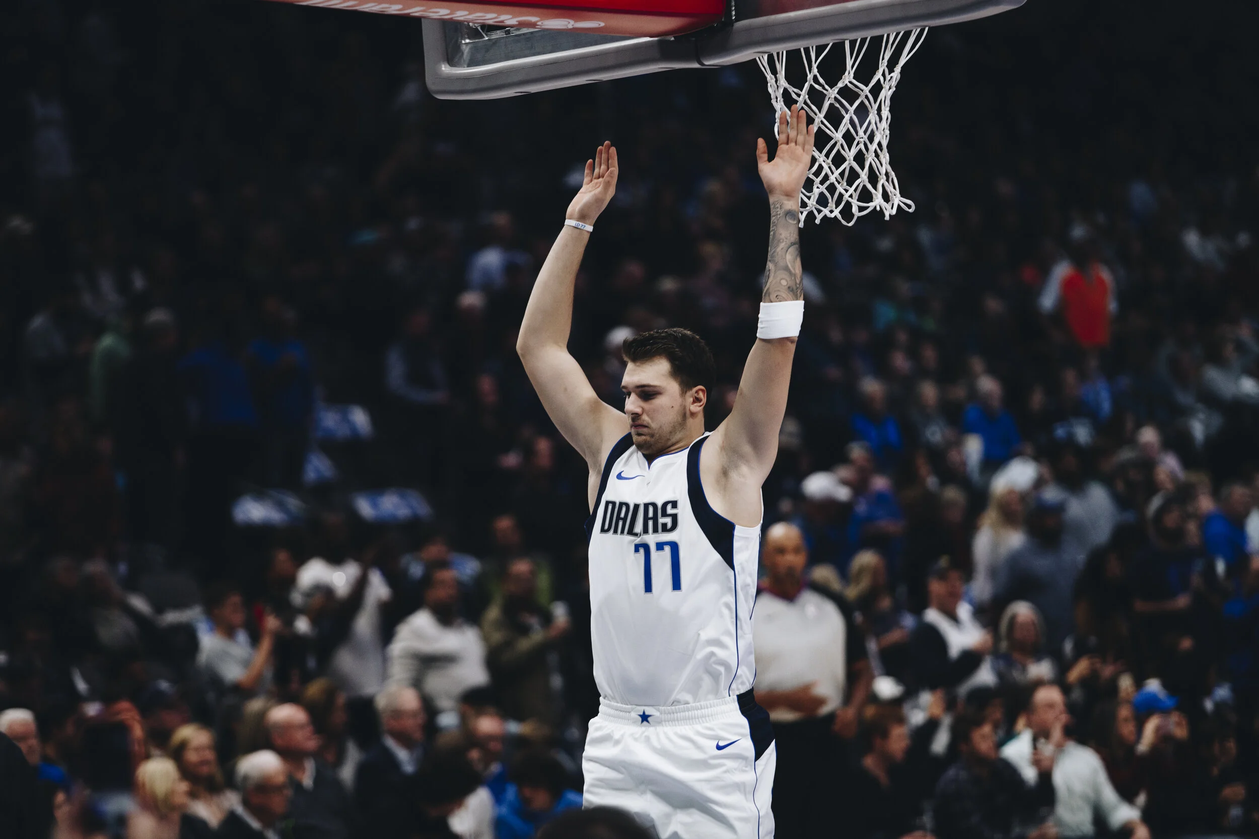Mavs 76370.jpg