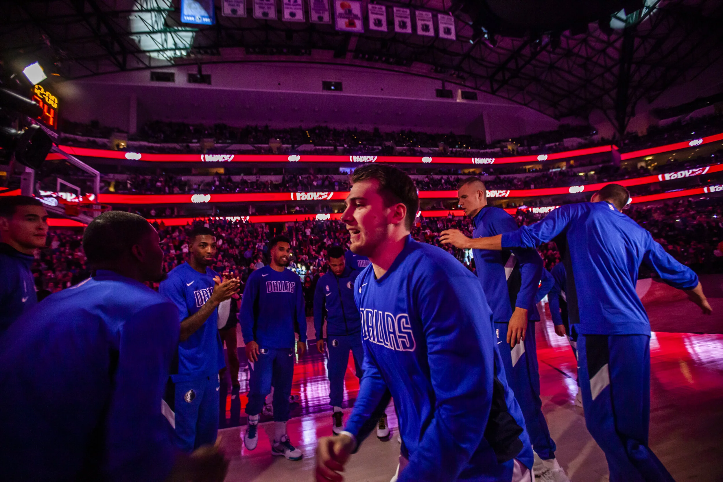 Mavs 76332.jpg