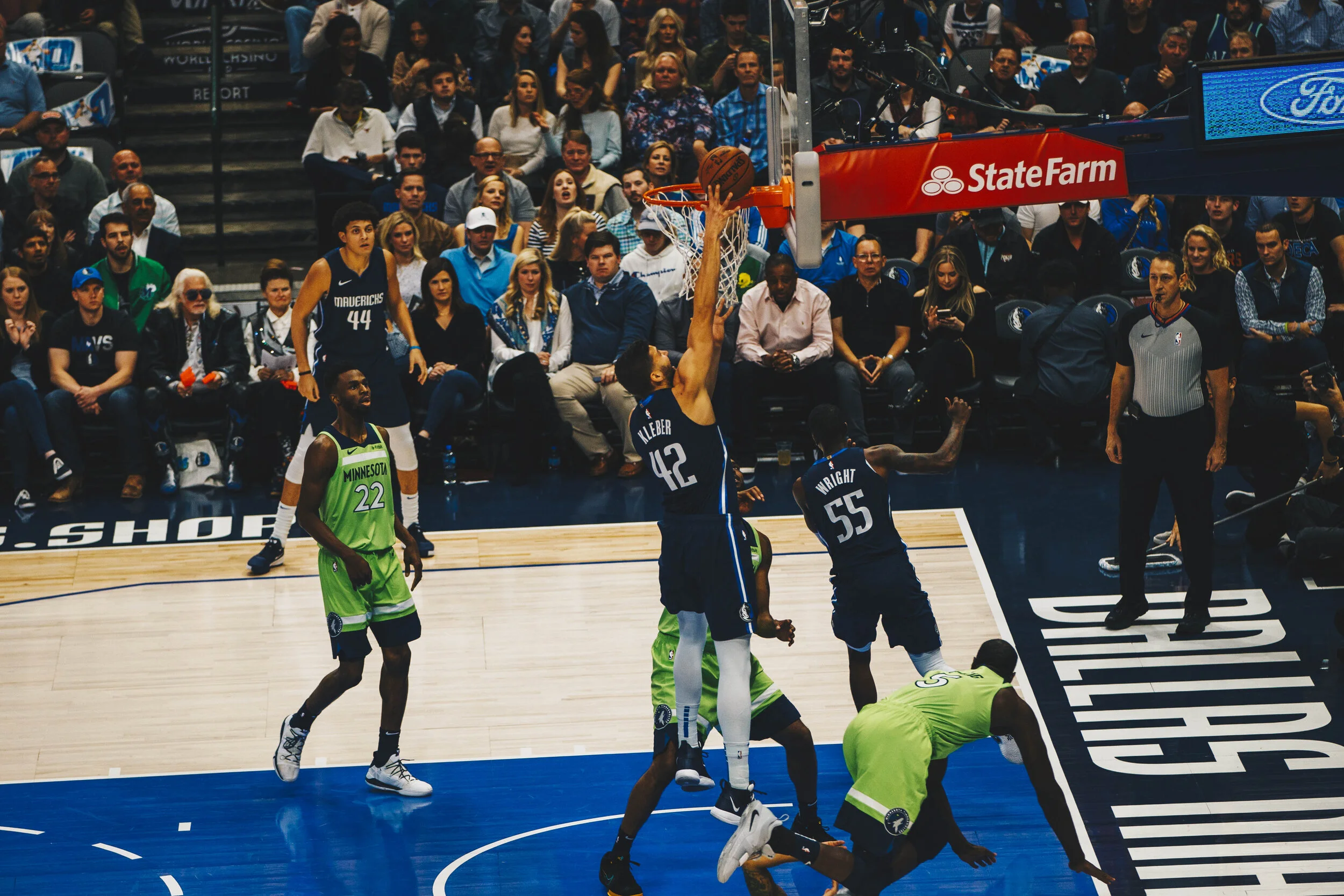 mavs 002923.jpg