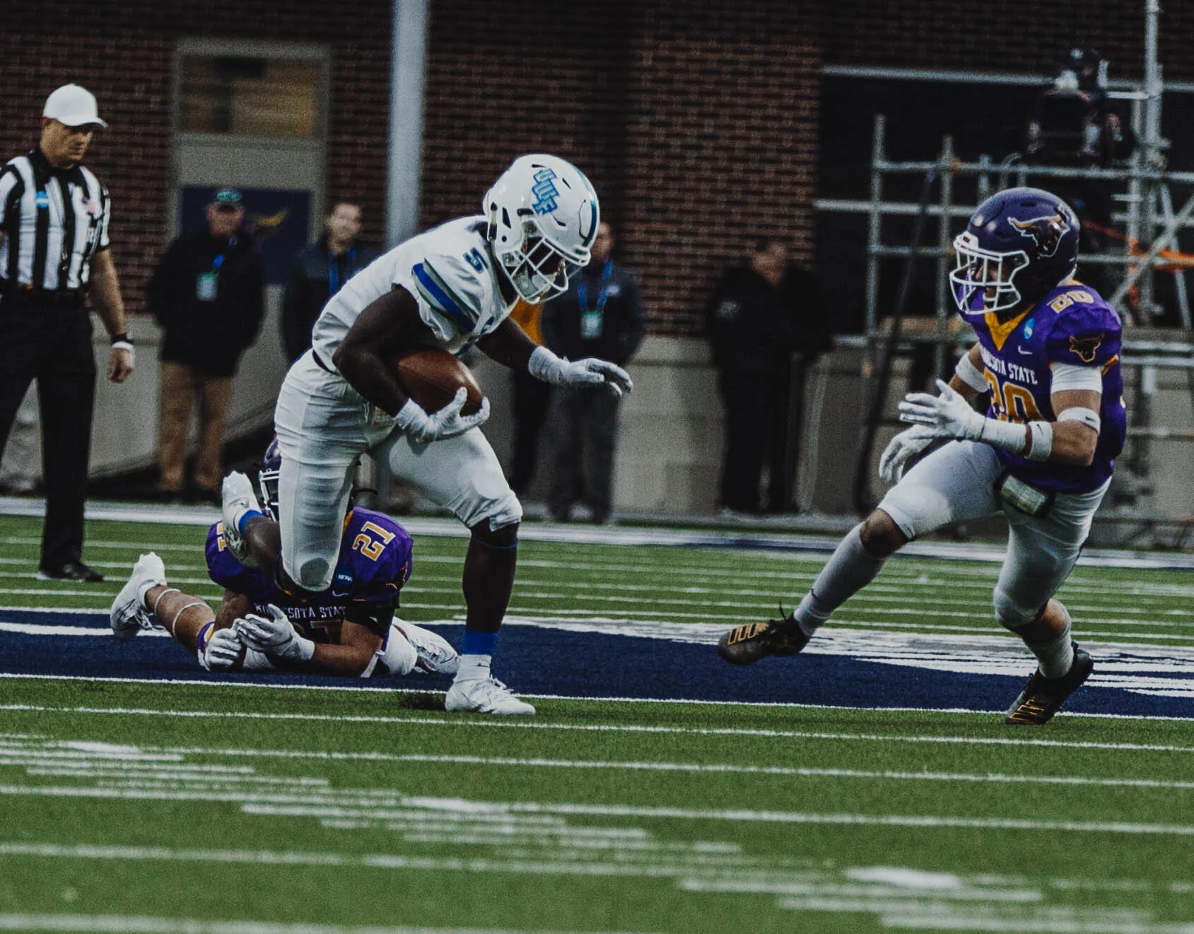 UWFvsMSU041002.jpg