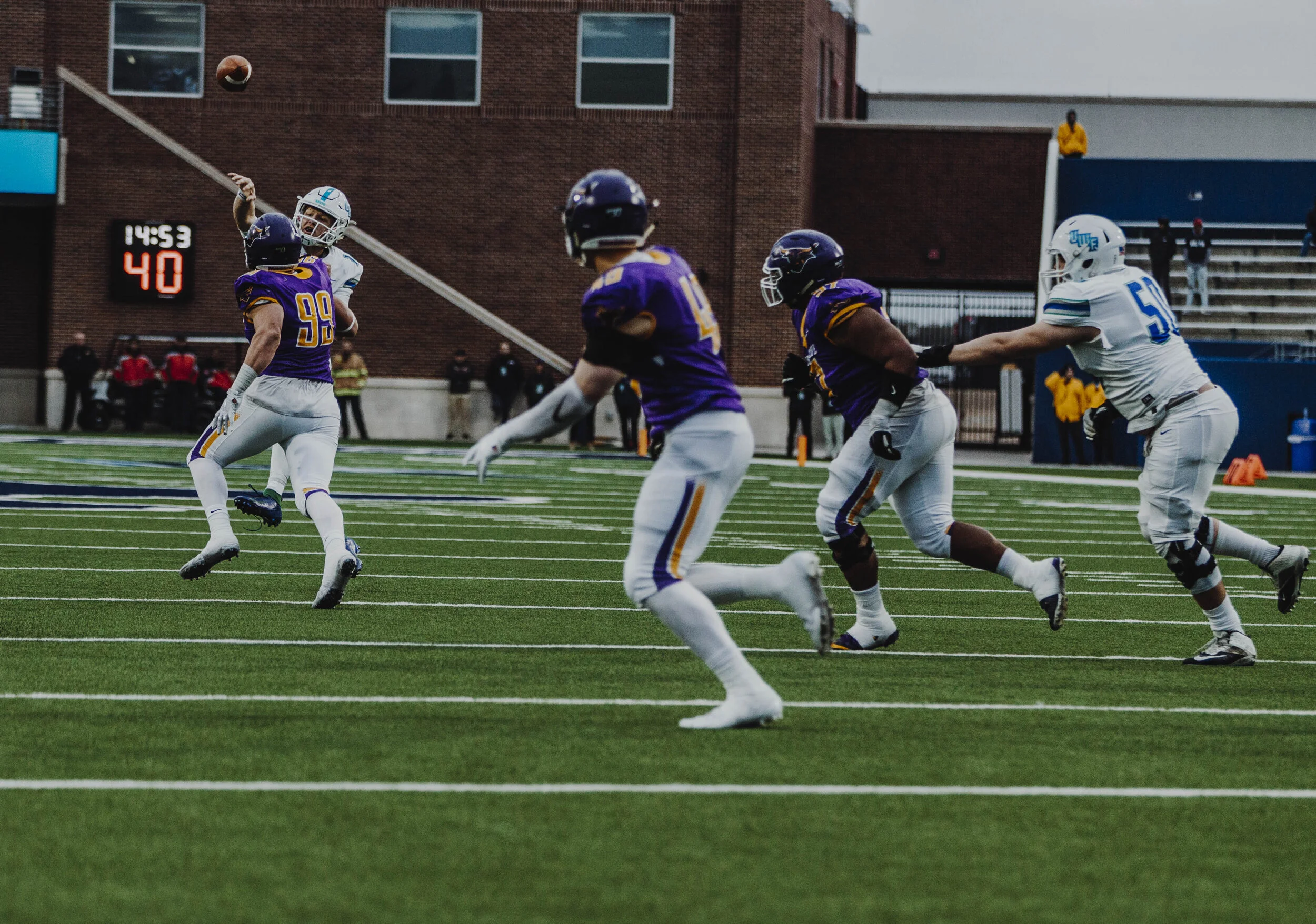 UWFvsMSU040868.jpg