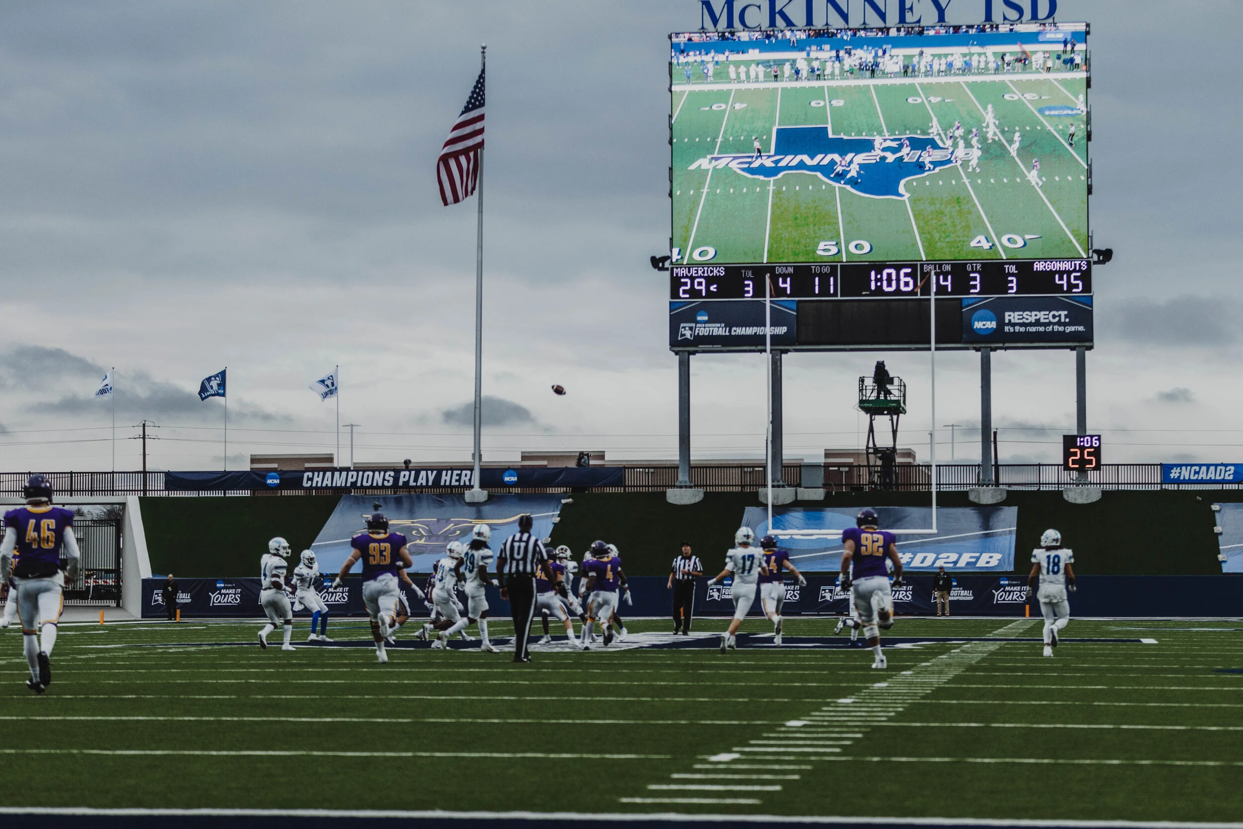 UWFvsMSU040781.jpg