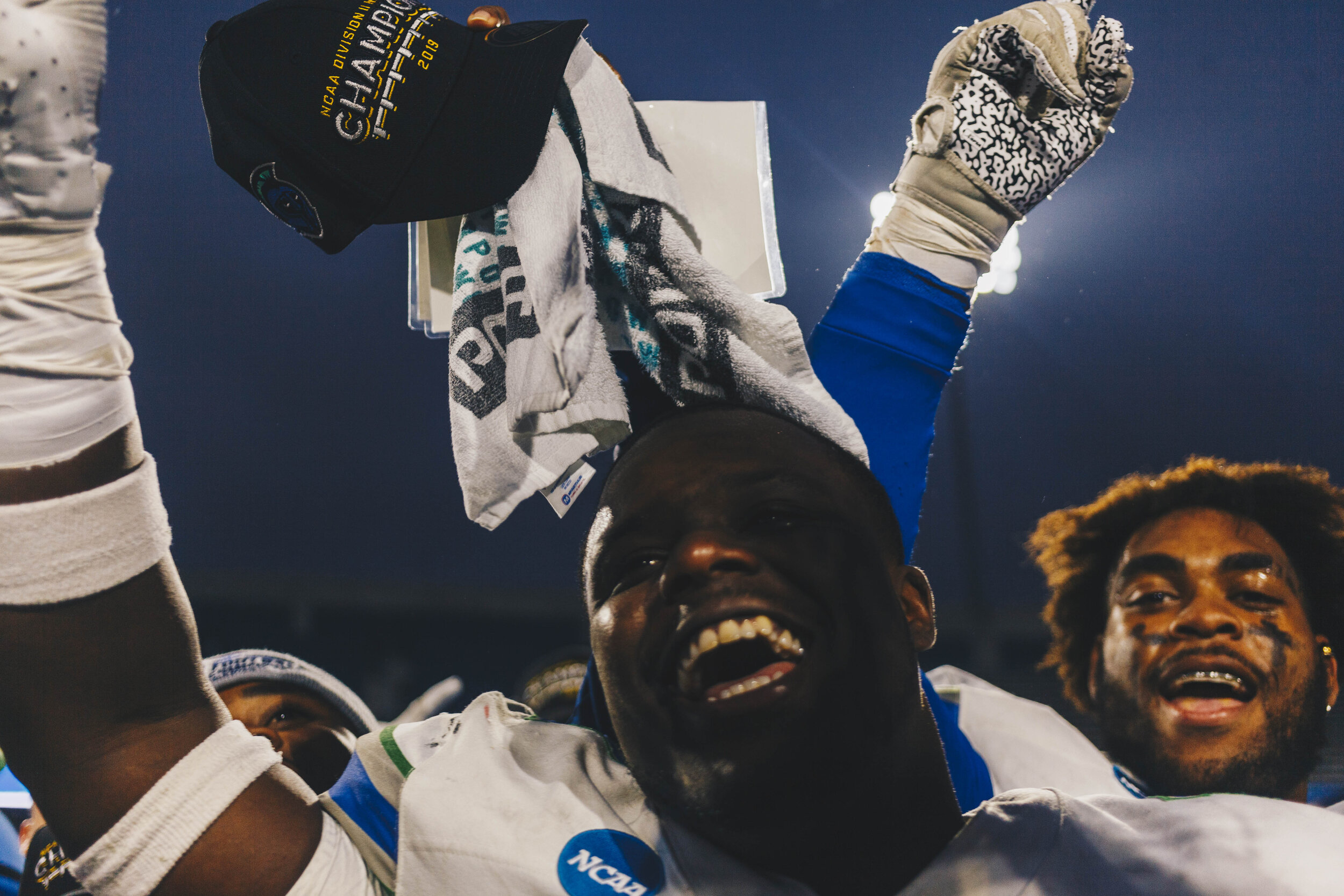 UWFvsMSU040185.jpg