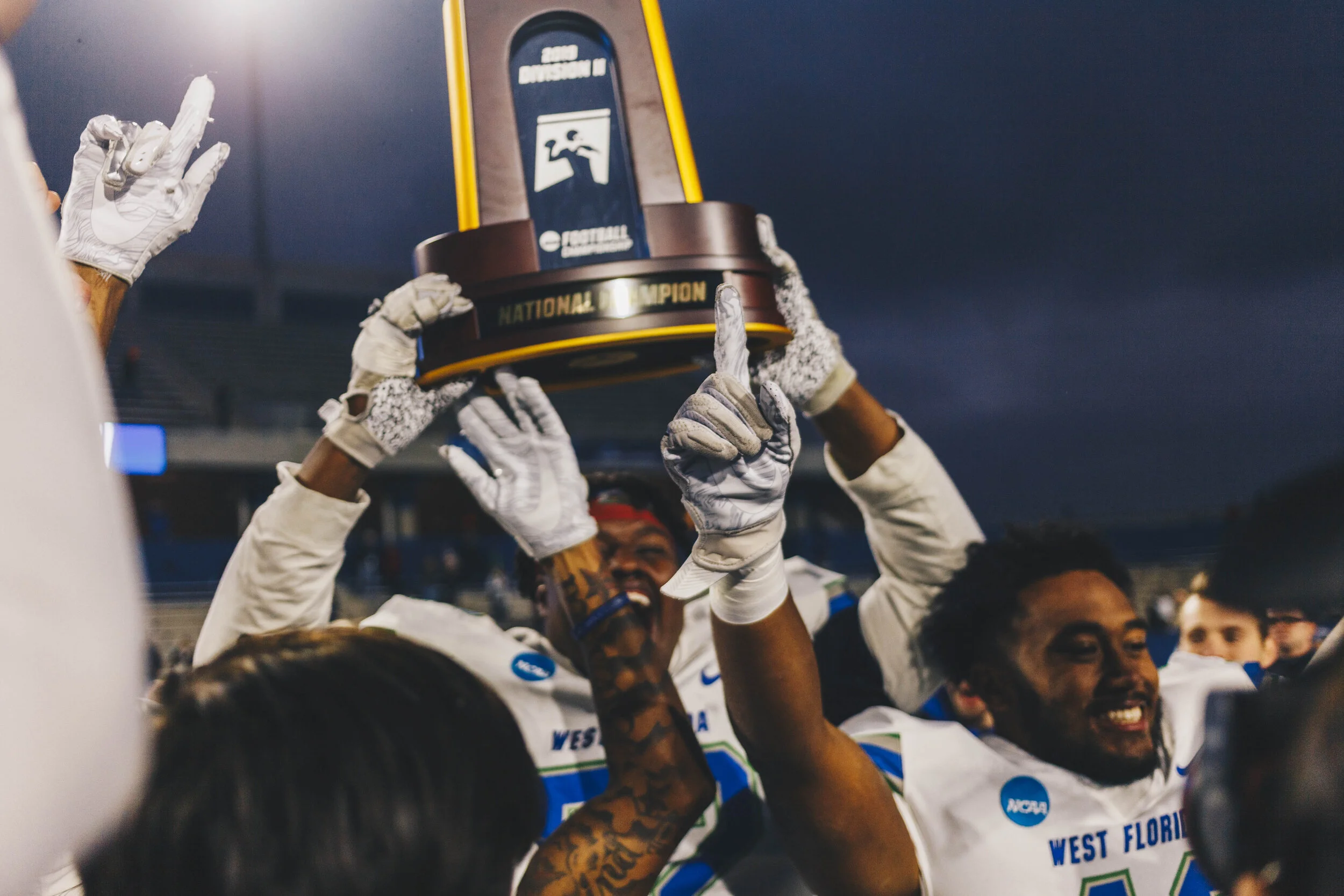 UWFvsMSU040068.jpg