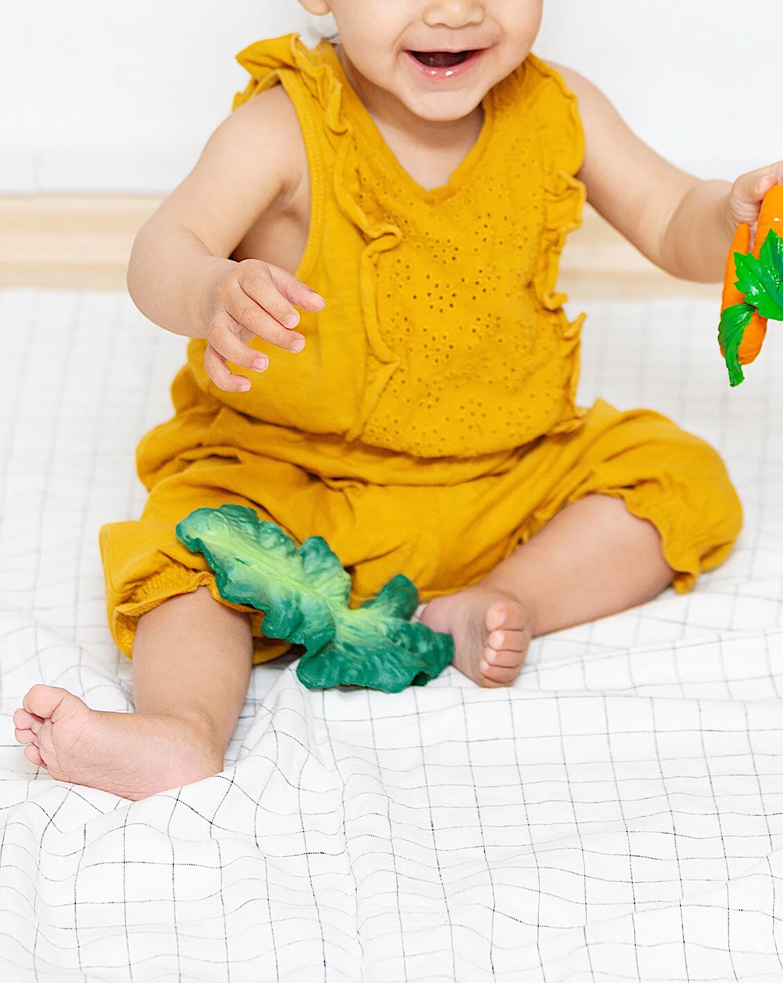 She specializes in holistic nutrition for mothers and babies