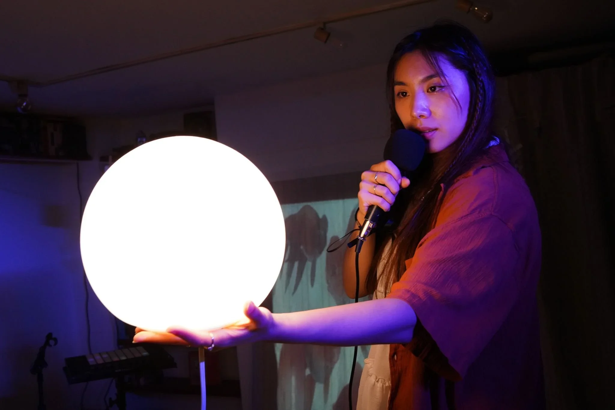 WELCOME TO MY ROOM
by Yeena Sung
directed by Chaesong Kim

Lower East Side Basement (2024), Edinburgh Fringe Festival (2024)