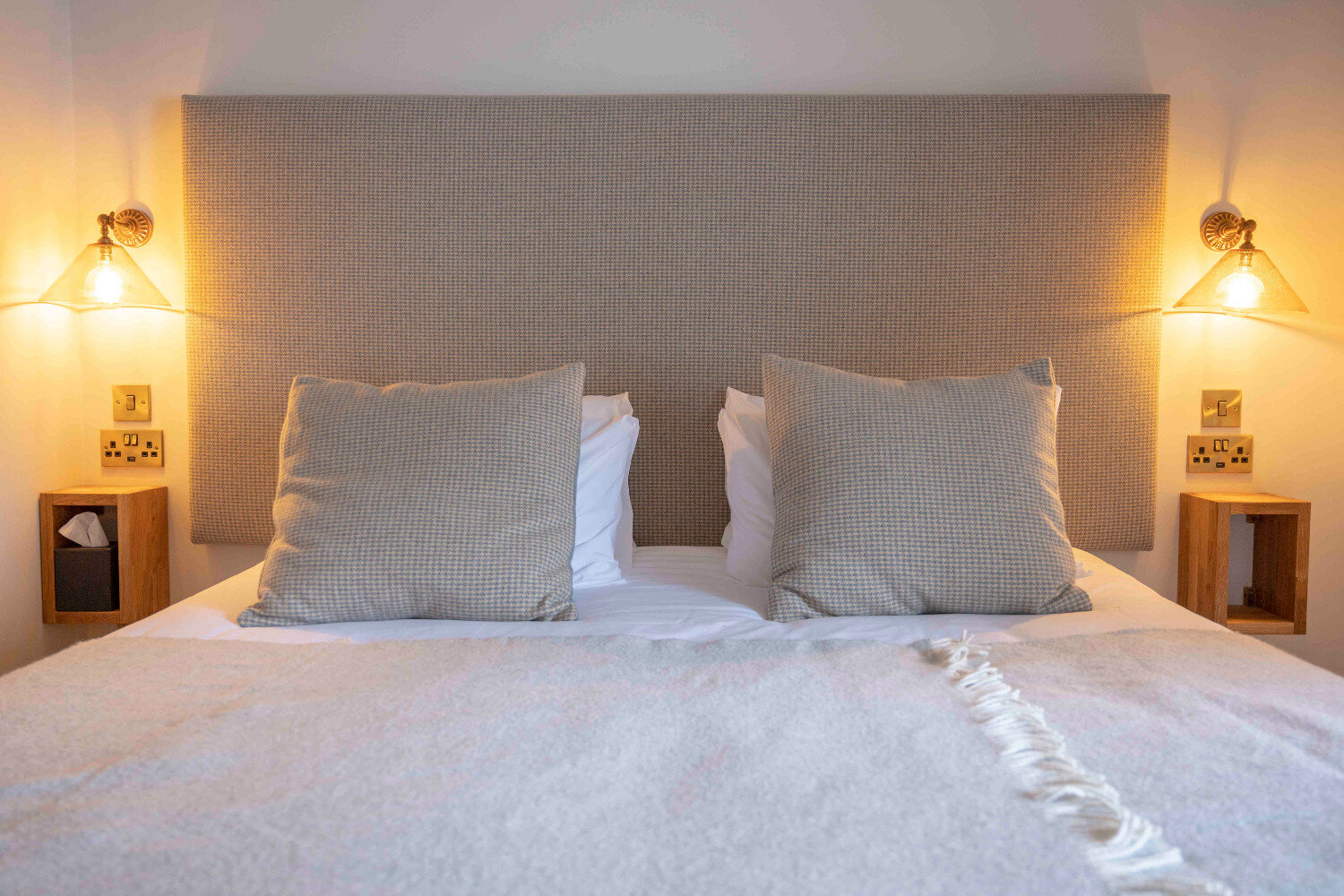 Stylish rooms - Saplinbrae Hotel & Lodges.JPG
