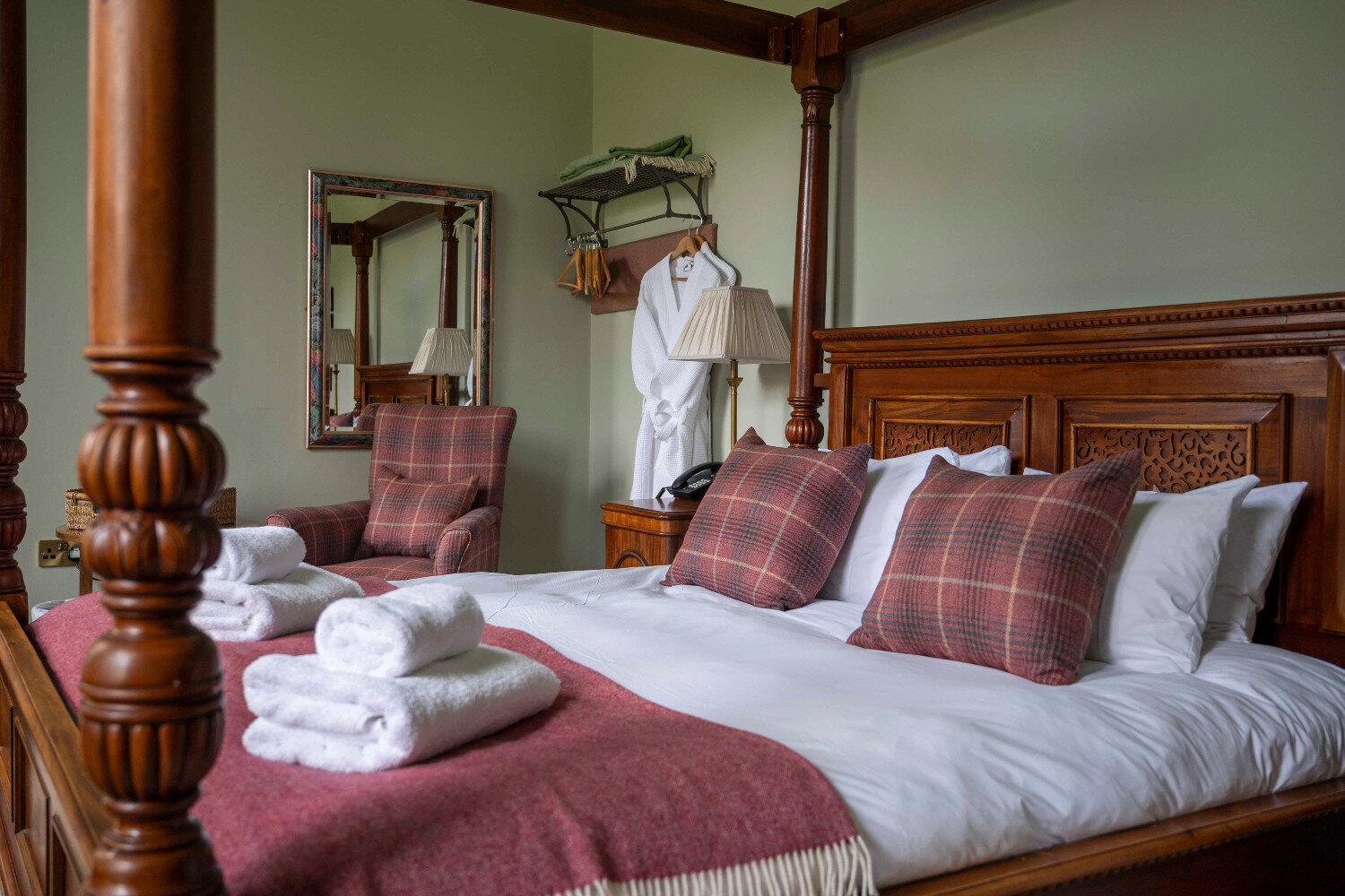 Saplinbrae Hotel, Aberdeenshire - king room with stylish four poster bed.JPG
