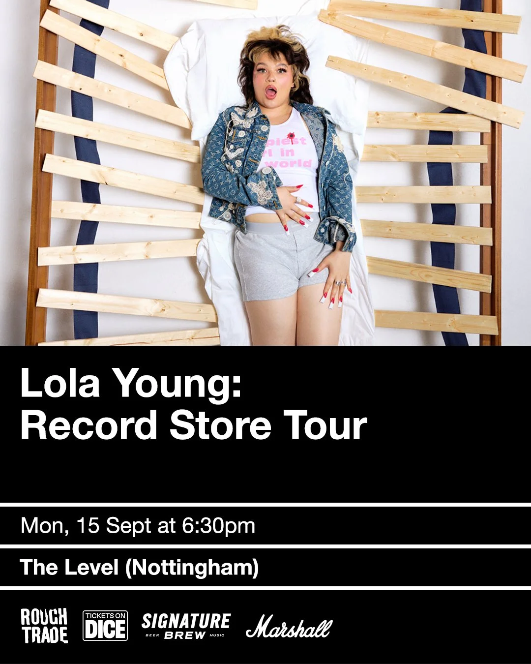 Lola Young (Outstore)