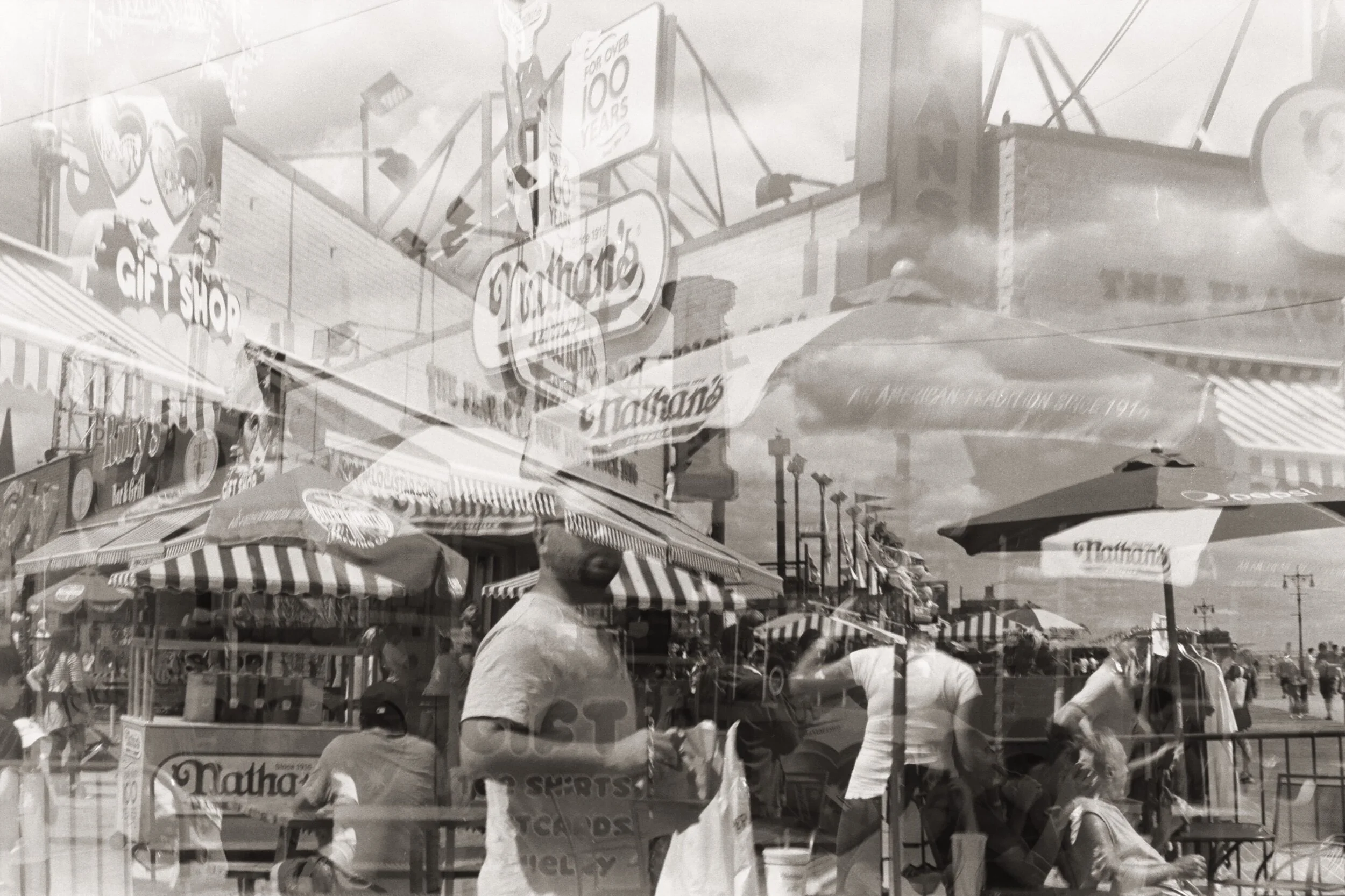 linhblackandwhiteAA010.jpg