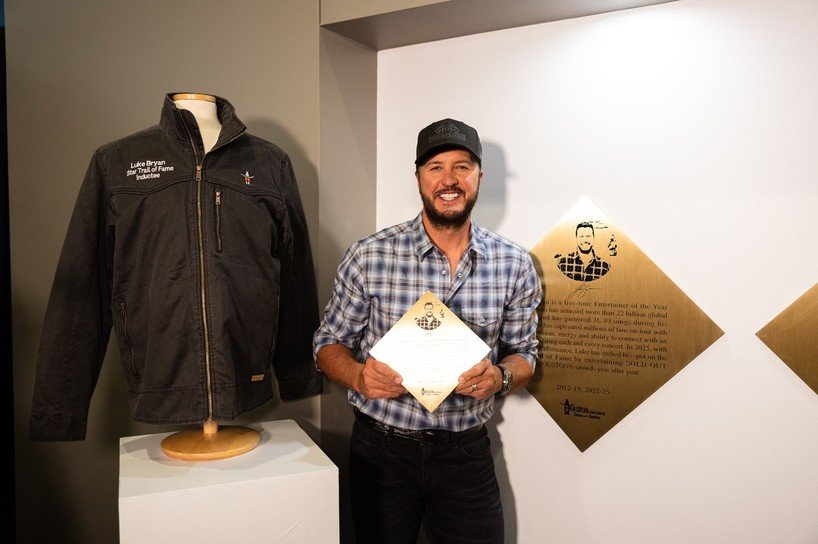 LUKE BRYAN NAMED 2025 INDUCTEE INTO RODEOHOUSTON® STAR TRAIL OF FAME