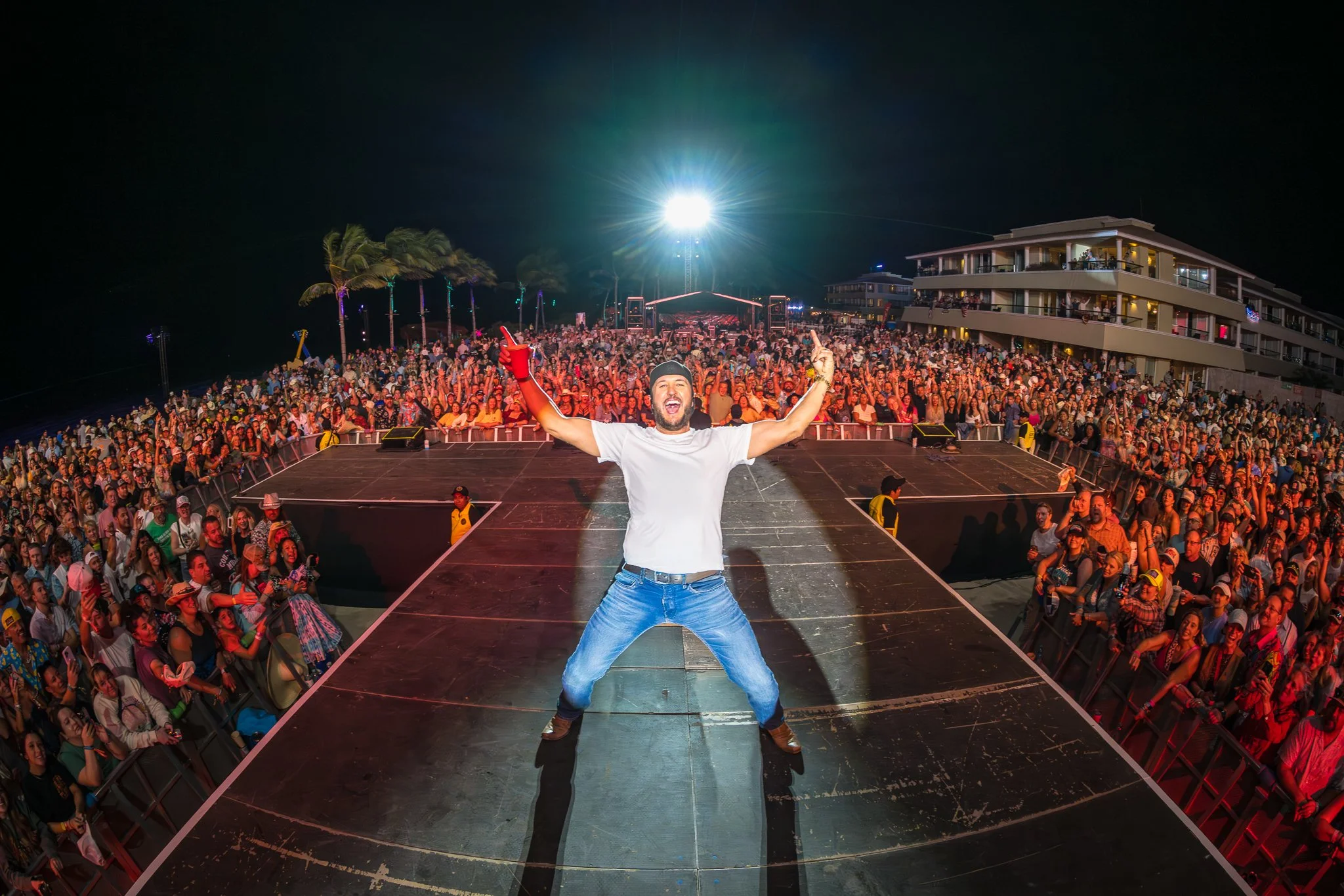 Luke Bryan’s 11th Annual Crash My Playa Turns Riviera Maya Into The Ultimate  Four-Day Country Music Fan Experience 