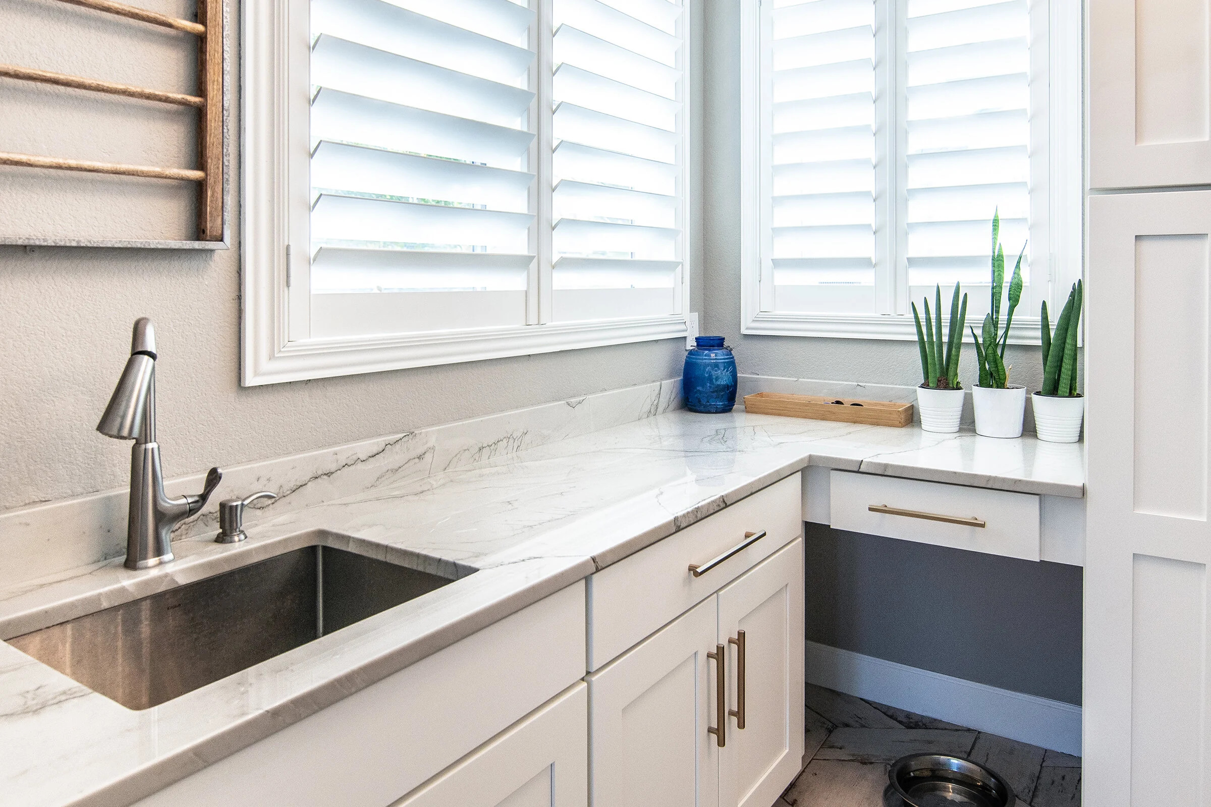 Contemporary Transitional Kitchen Remodel by Home Clearance Center — Project 2 project photo 8
