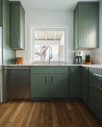 DENVER+KITCHEN+LANE+DOOR+PAINTED+THYME+PIC+2.jpg