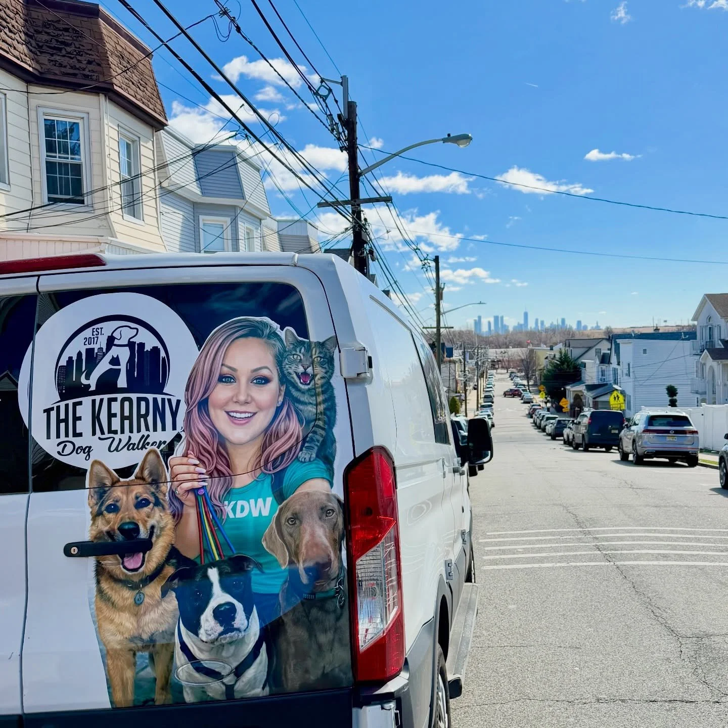 I needed to add a little joy to my life so I added this adorable picture to TKDW mobile x so cute!!
&bull;
Screaming Luigi on my shoulder kills me - this is so good.