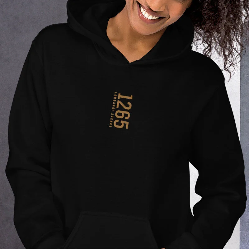 mockup_Zoomed-in_Womens-Lifestyle_Black.jpg