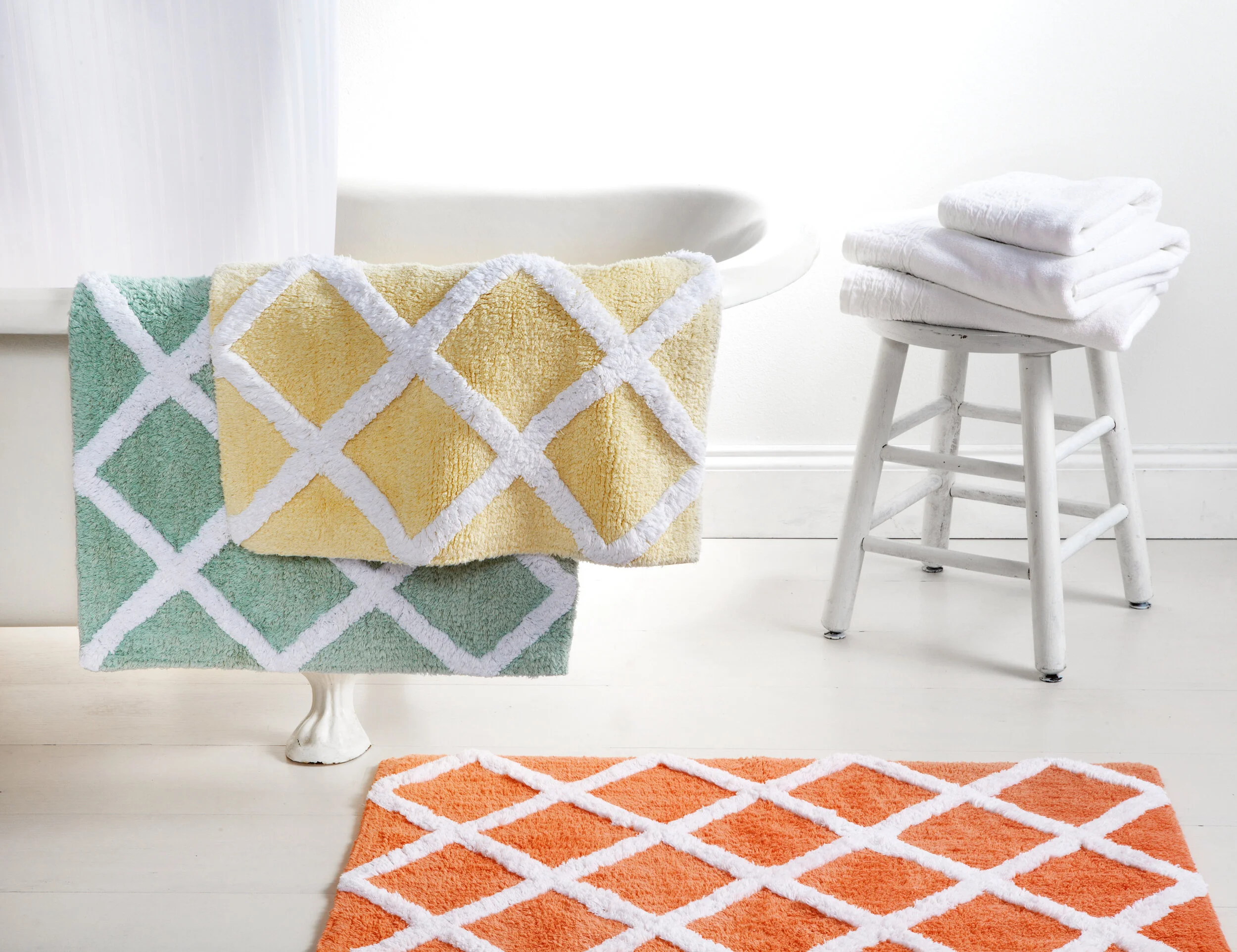 20150329_PlushUnderfootBathMatsRugs_10164652_A1.jpg