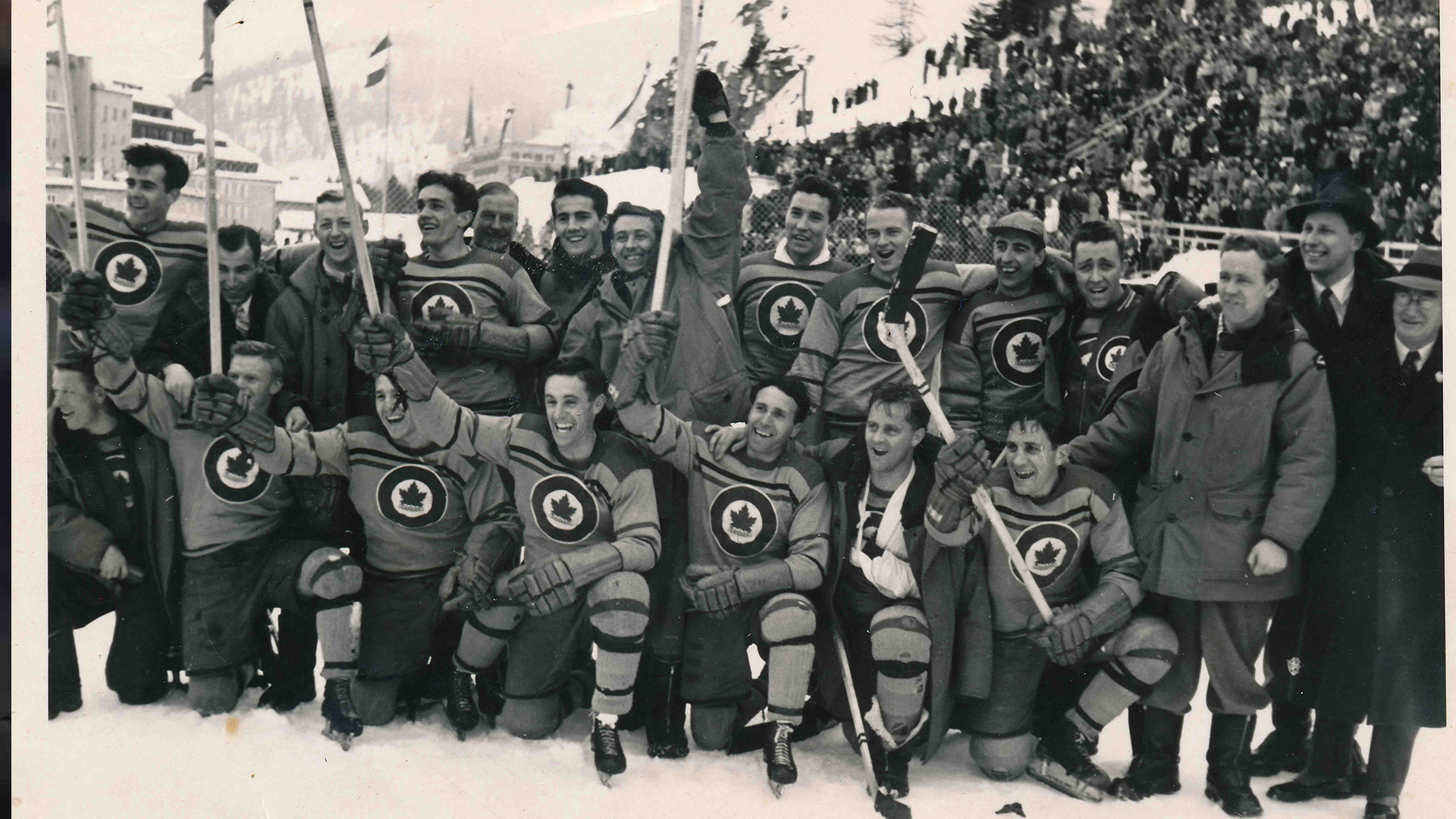 RCAF Flyers after winning gold2