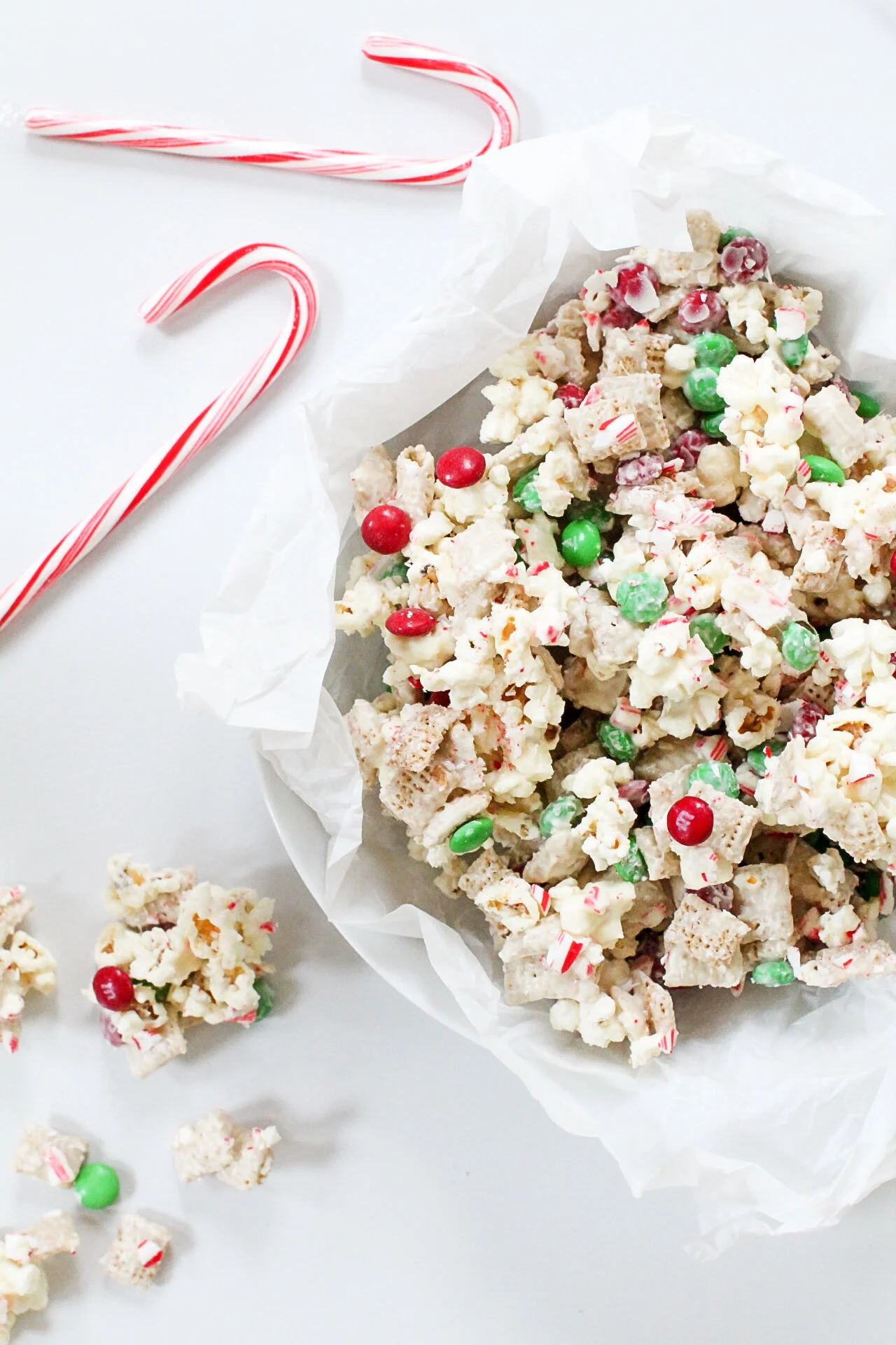 Peppermint Bark Christmas Crunch
